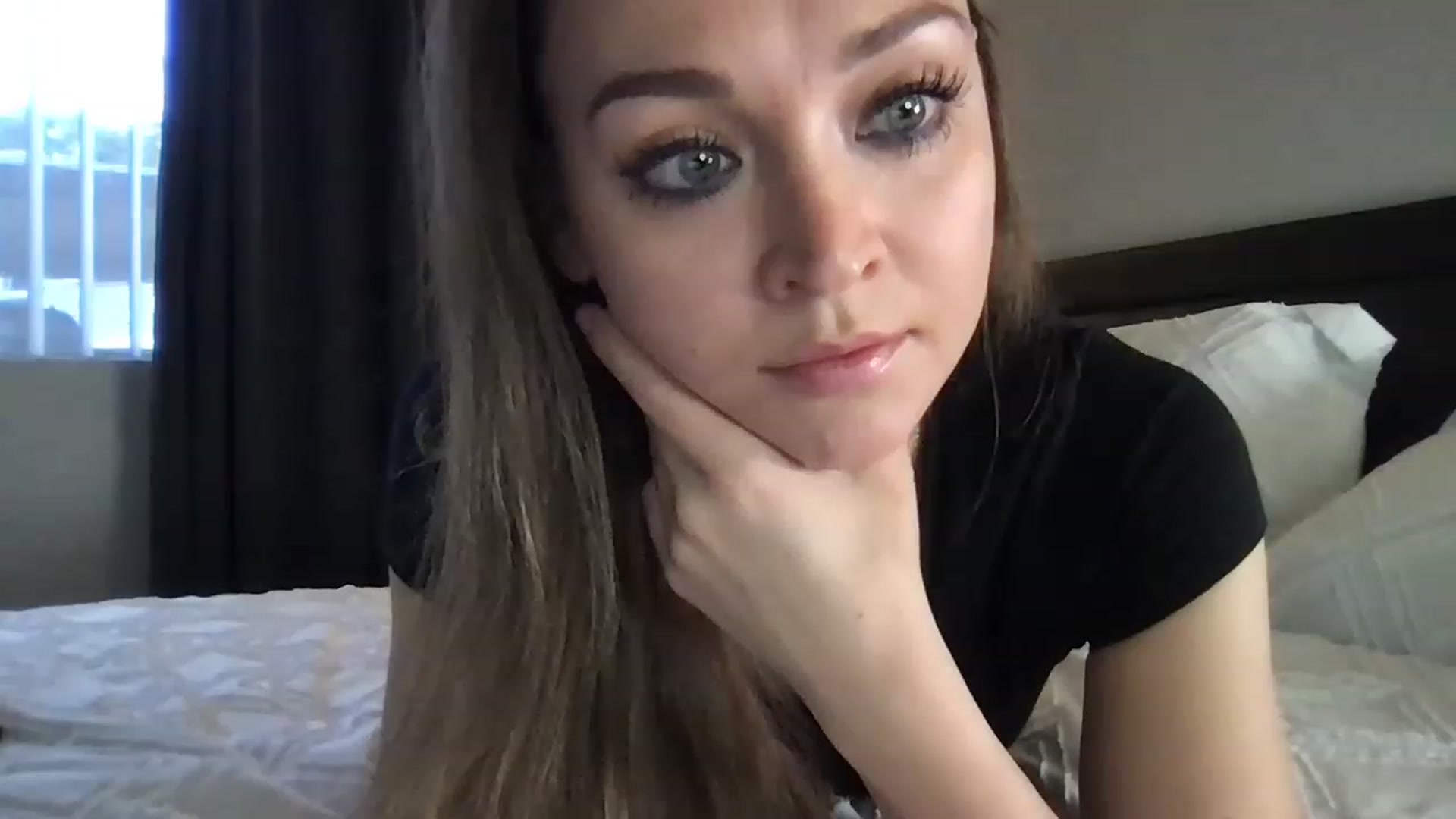 Gallery image thumbnail from UniqueAnita1's myfreecams stream on, 02/28/2023, 19:14 image 4 of 20