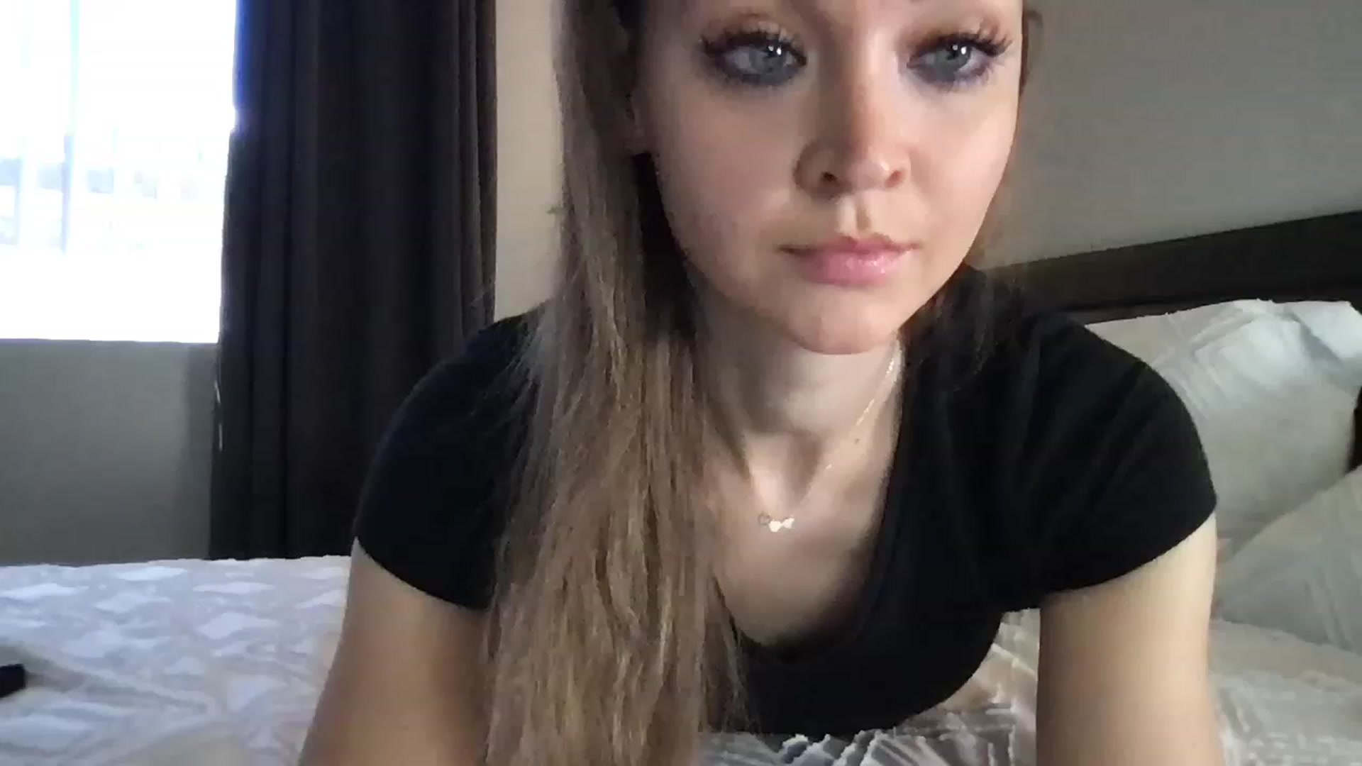 Gallery image thumbnail from UniqueAnita1's myfreecams stream on, 02/28/2023, 19:14 image 2 of 20