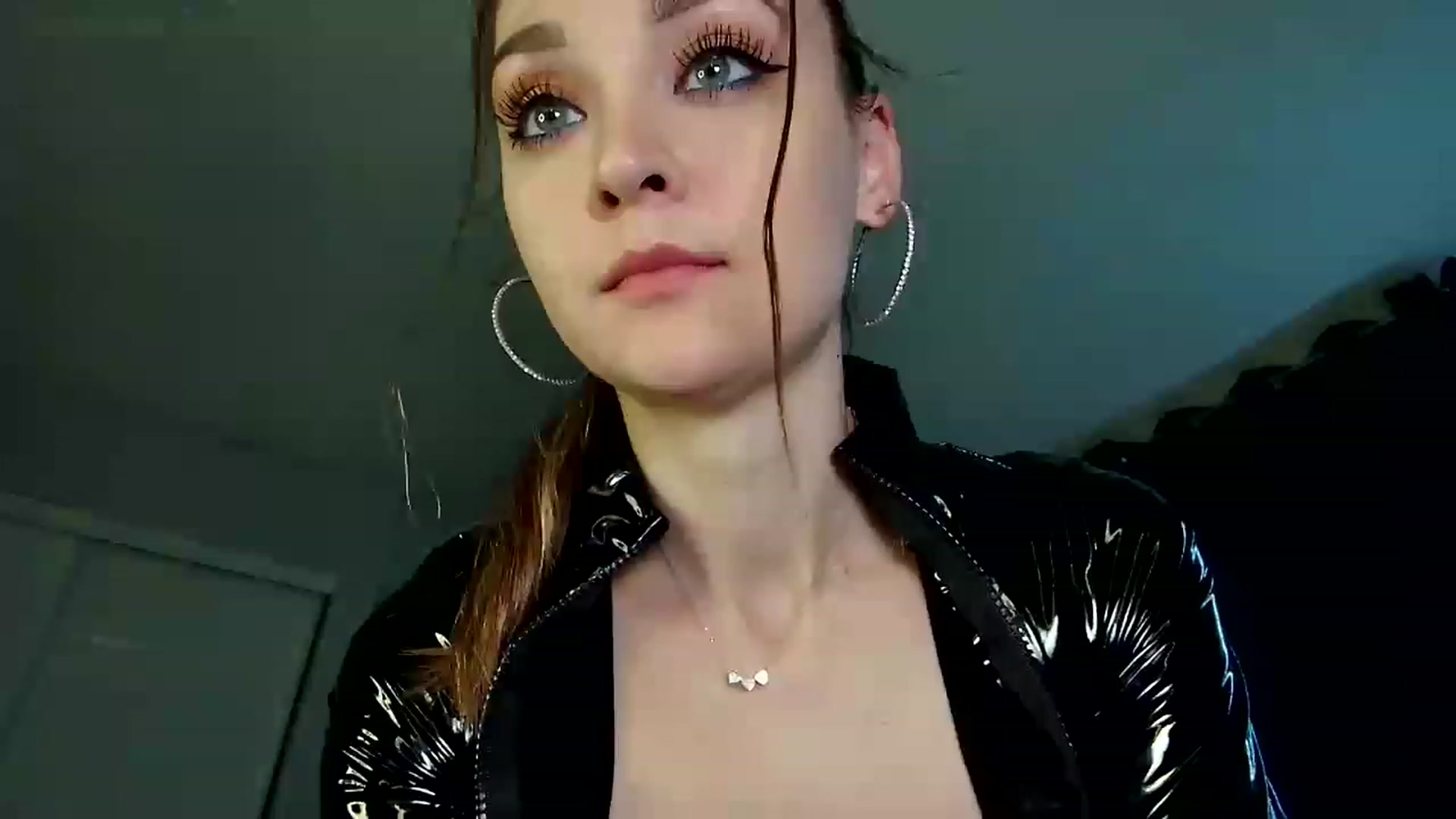 Gallery image thumbnail from UniqueAnita1's myfreecams stream on, 03/07/2023, 06:33 image 17 of 20
