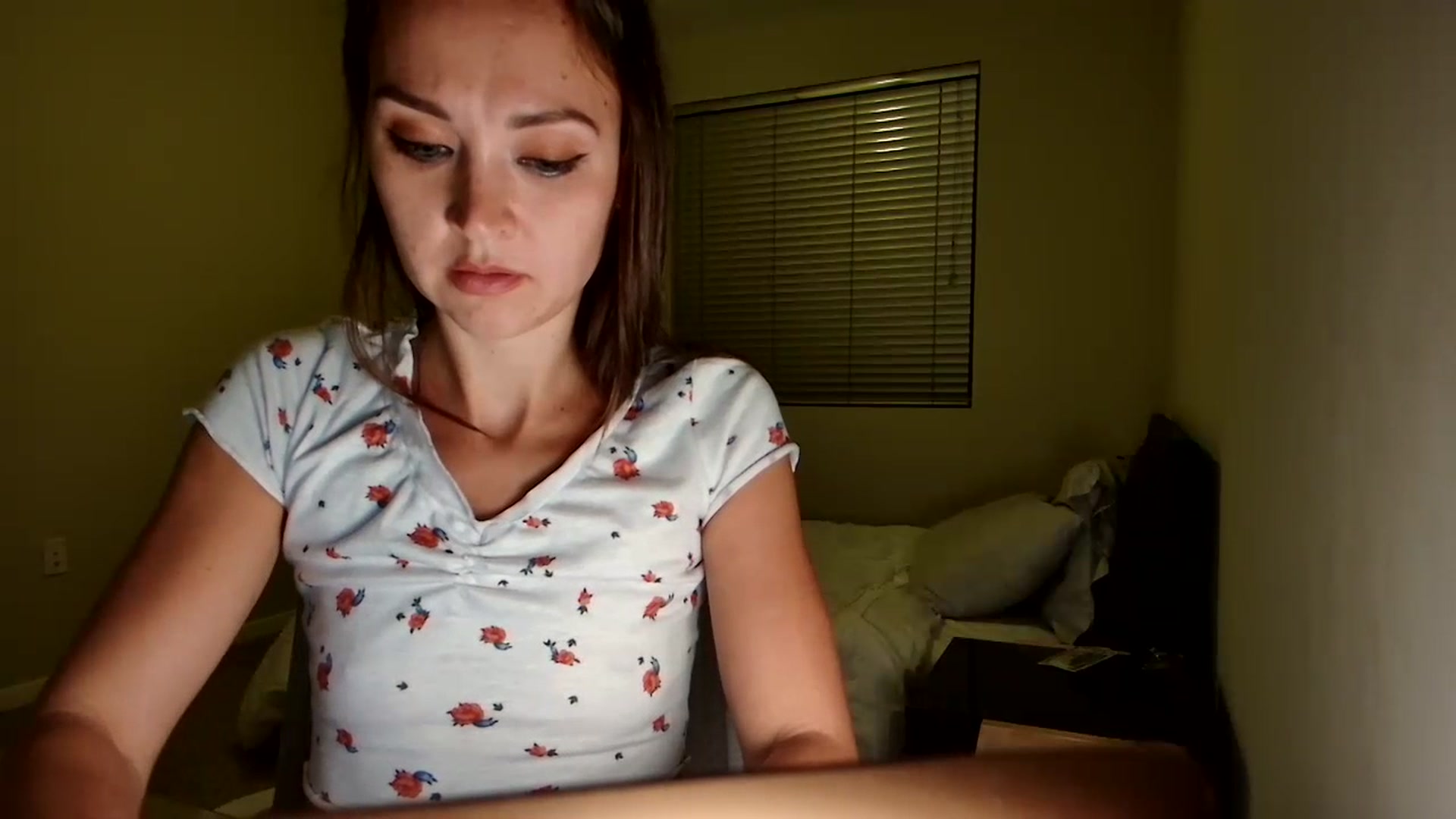 Gallery image thumbnail from UniqueAnita1's myfreecams stream on, 07/17/2023, 05:43 image 10 of 20
