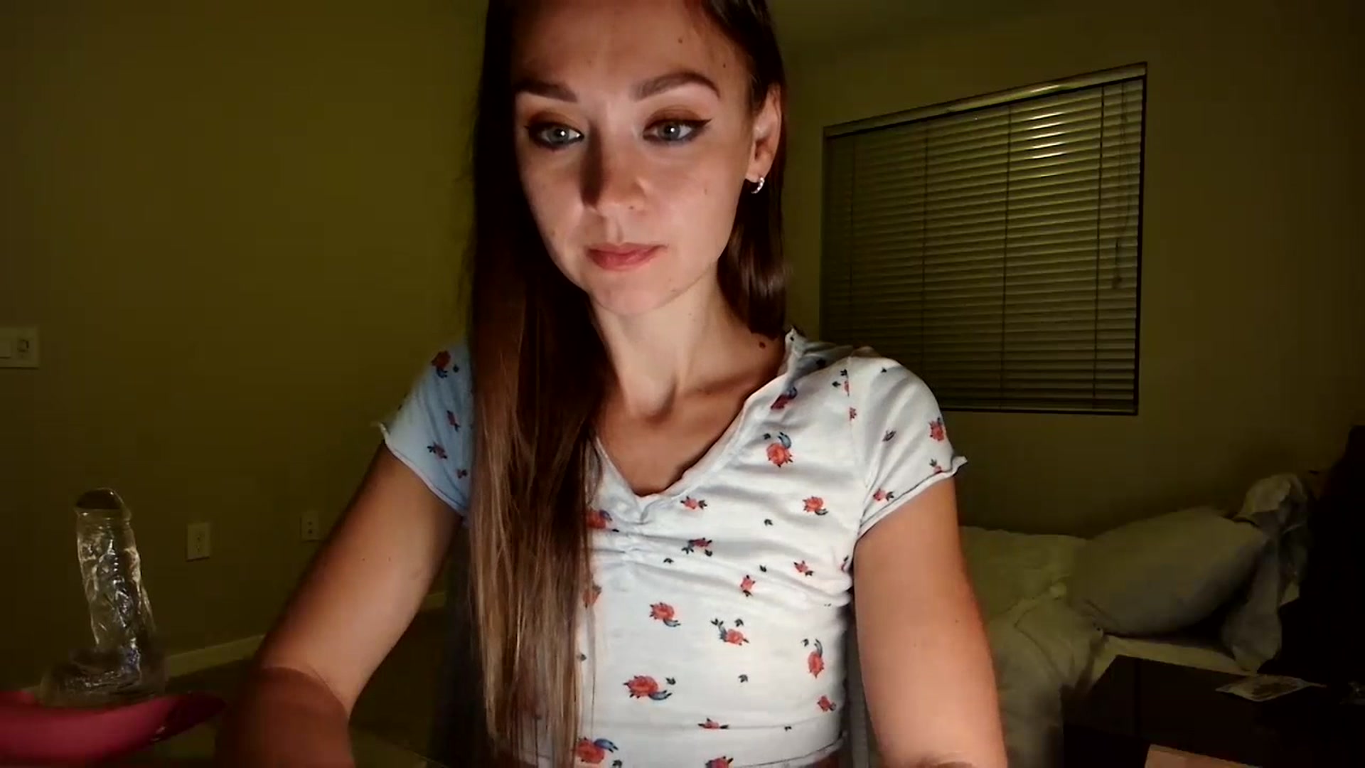 Gallery image thumbnail from UniqueAnita1's myfreecams stream on, 07/17/2023, 05:43 image 4 of 20