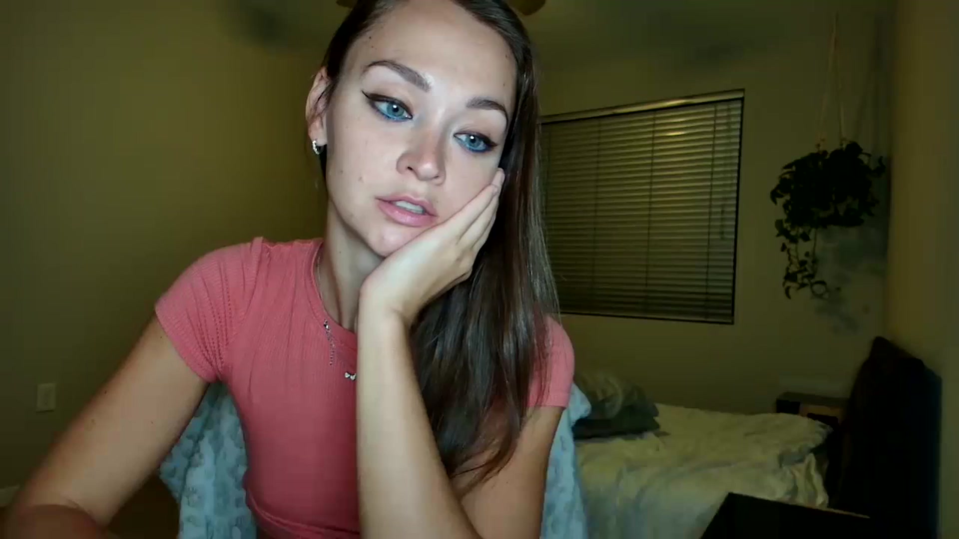 Gallery image thumbnail from UniqueAnita1's myfreecams stream on, 07/23/2023, 05:38 image 2 of 20