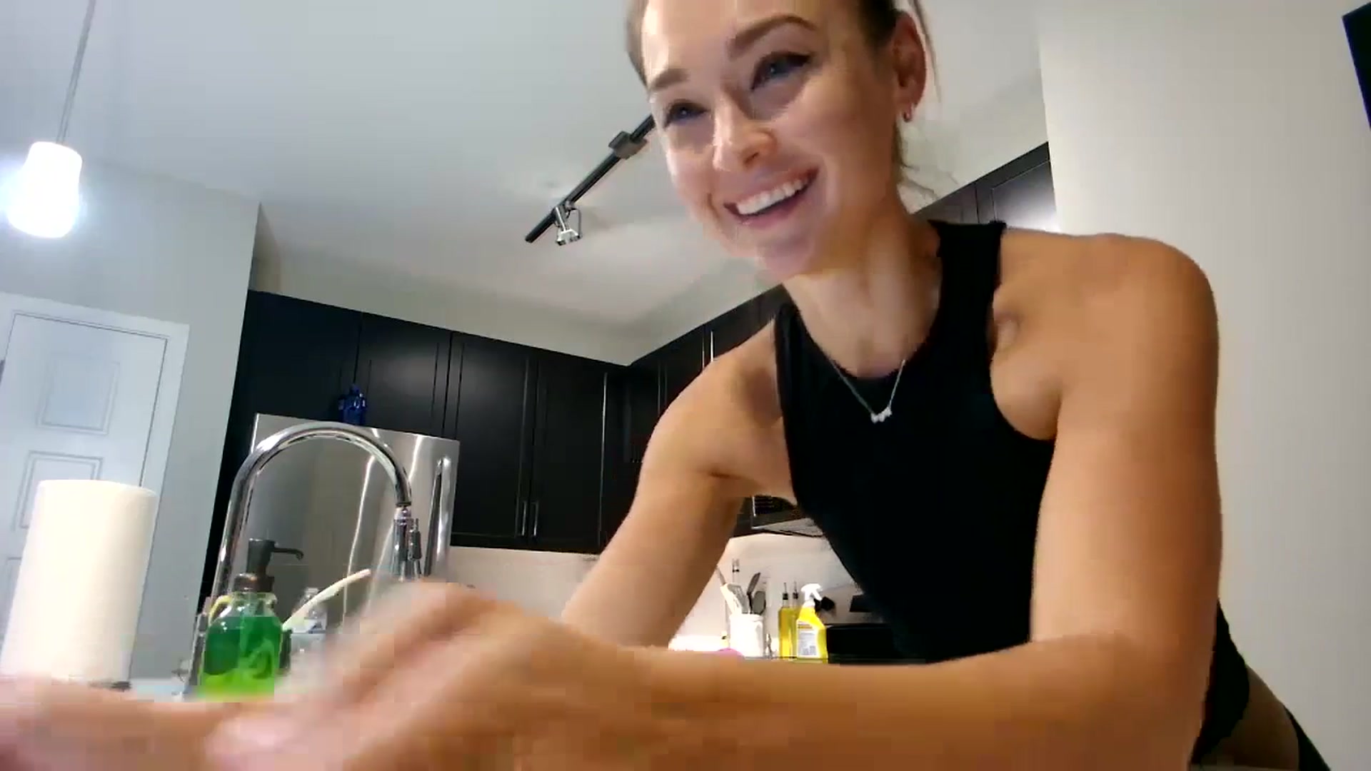Gallery image thumbnail from UniqueAnita1's myfreecams stream on, 07/29/2023, 06:41 image 11 of 20