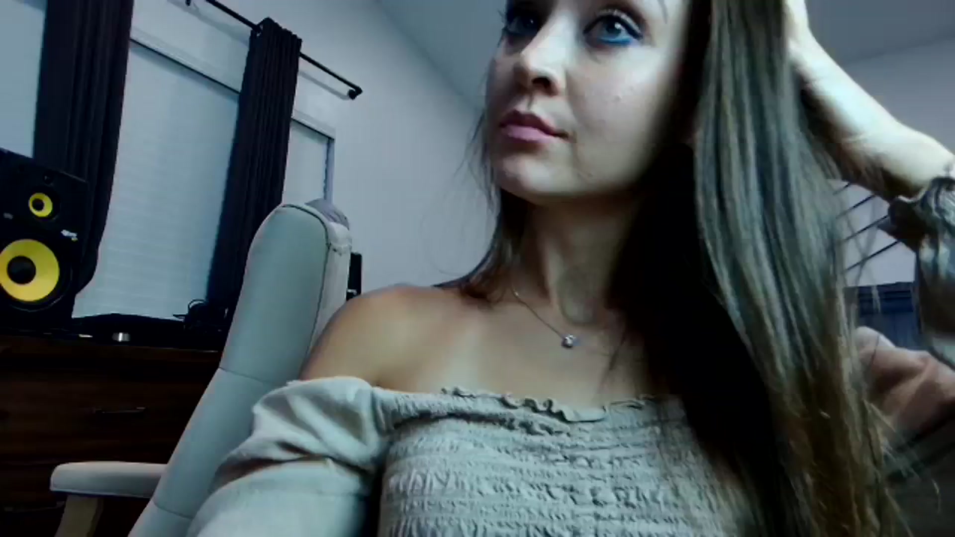 Gallery image thumbnail from UniqueAnita1's myfreecams stream on, 09/06/2023, 06:14 image 20 of 20