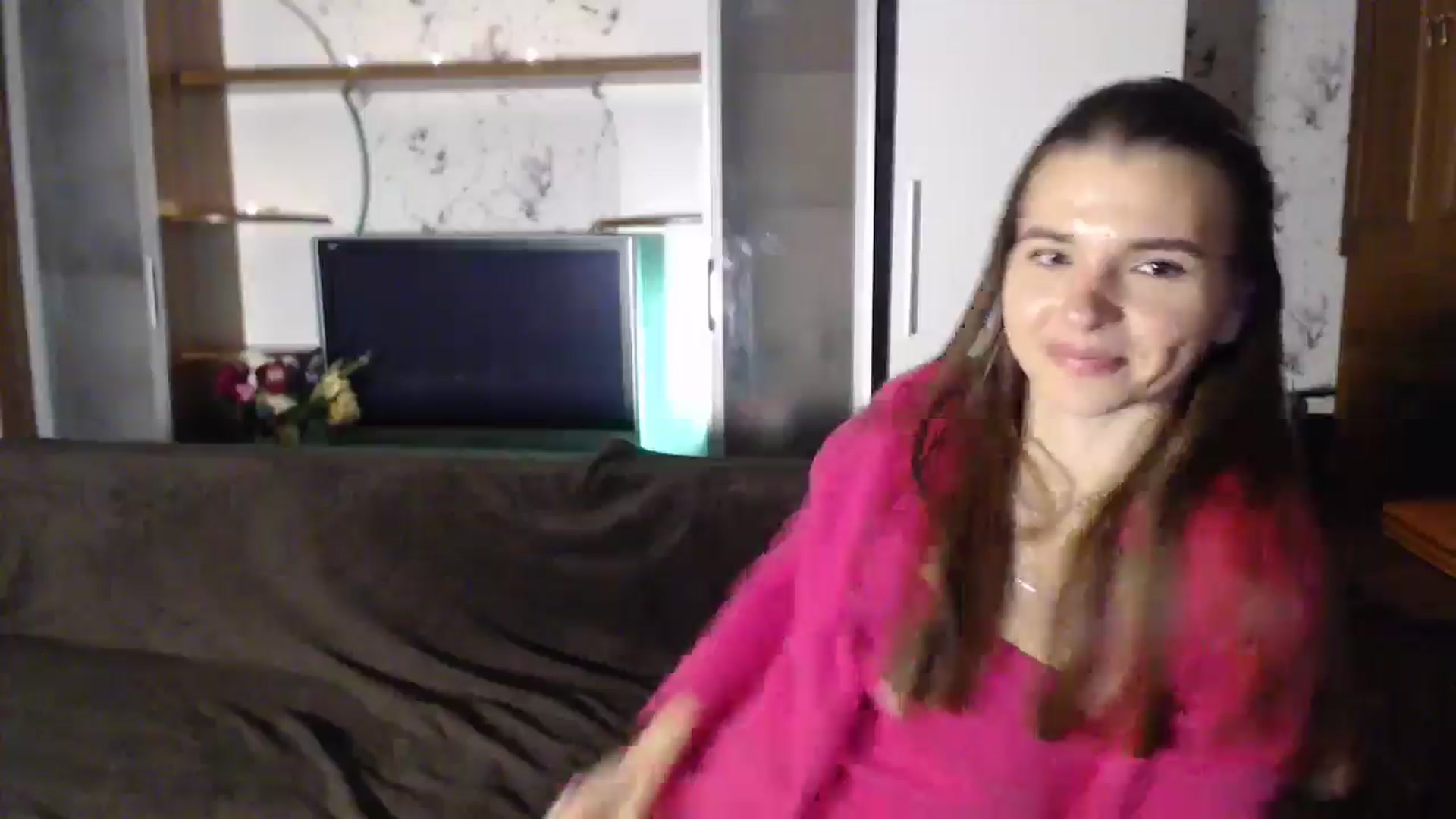 Gallery image thumbnail from Univers's myfreecams stream on, 10/14/2024, 23:46 image 12 of 20