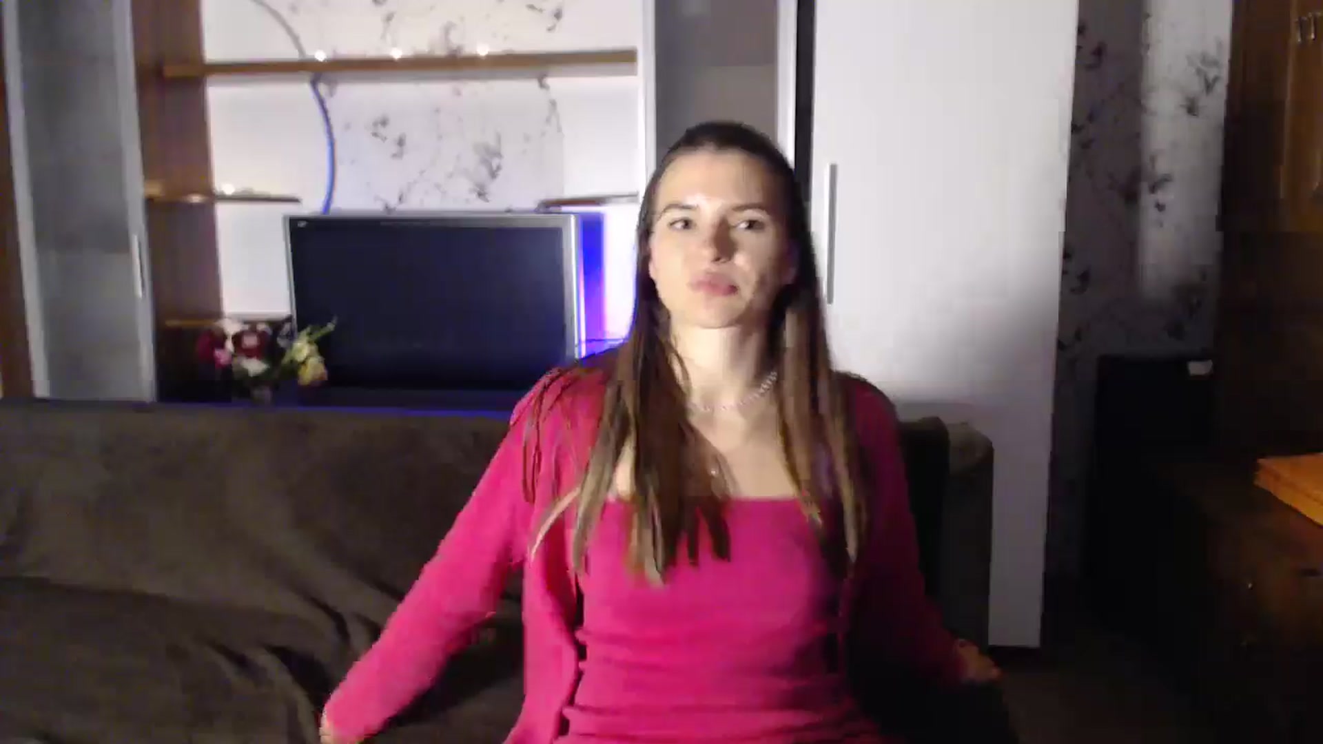 Gallery image thumbnail from Univers's myfreecams stream on, 10/14/2024, 23:46 image 9 of 20