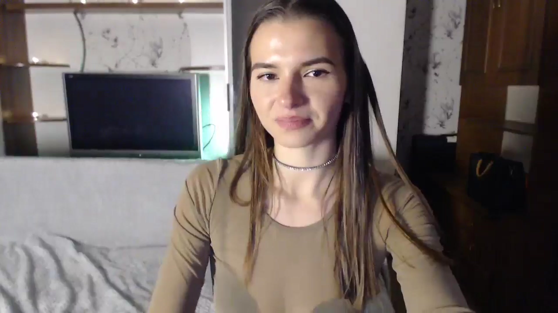 Gallery image thumbnail from Univers's myfreecams stream on, 10/18/2024, 22:51 image 3 of 20