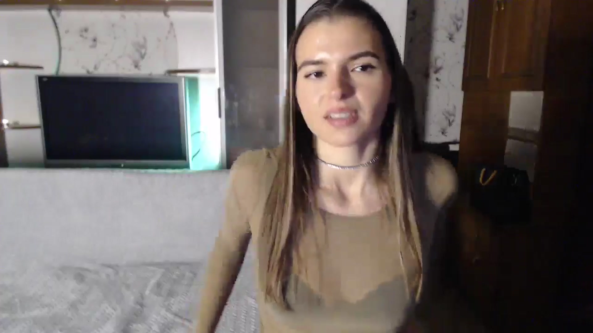 Gallery image thumbnail from Univers's myfreecams stream on, 10/18/2024, 23:37 image 15 of 20
