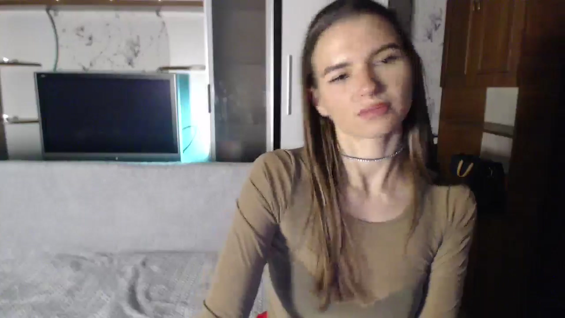 Gallery image thumbnail from Univers's myfreecams stream on, 10/18/2024, 23:37 image 17 of 20