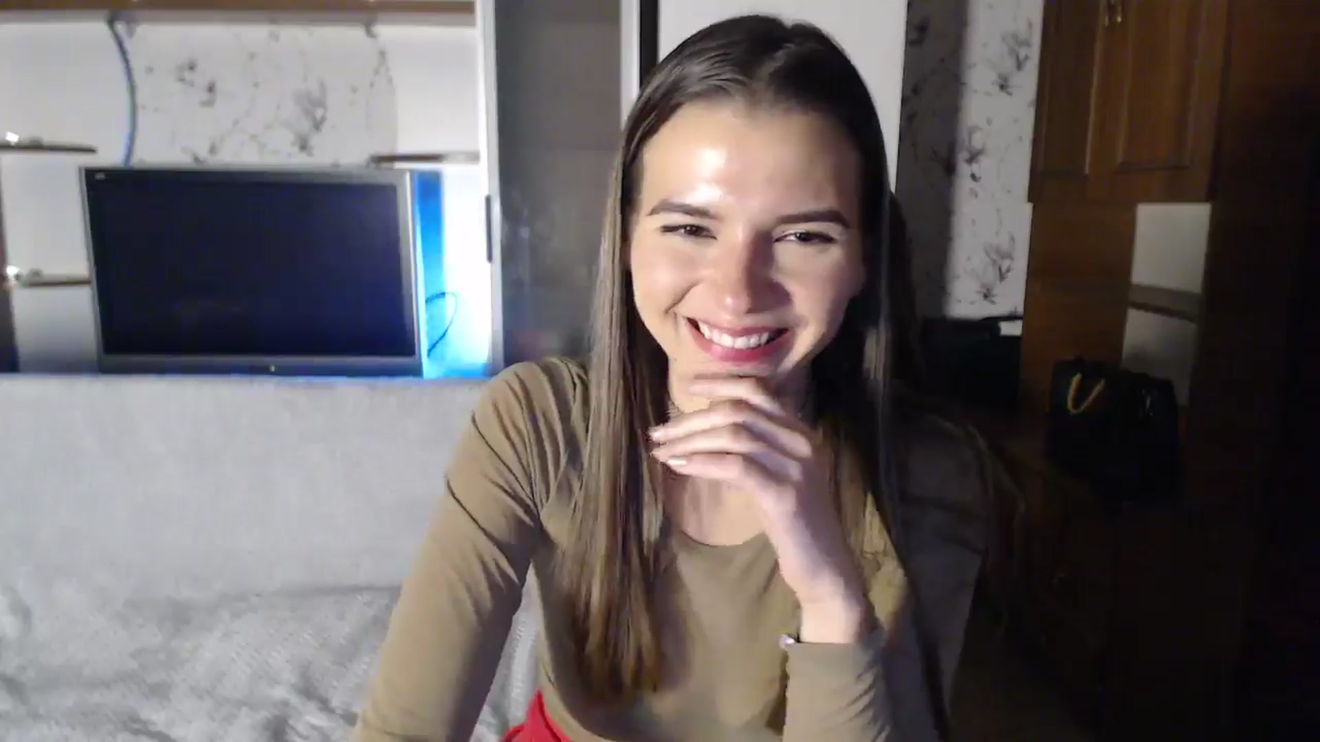 Gallery image thumbnail from Univers's myfreecams stream on, 10/19/2024, 24:09 image 10 of 20