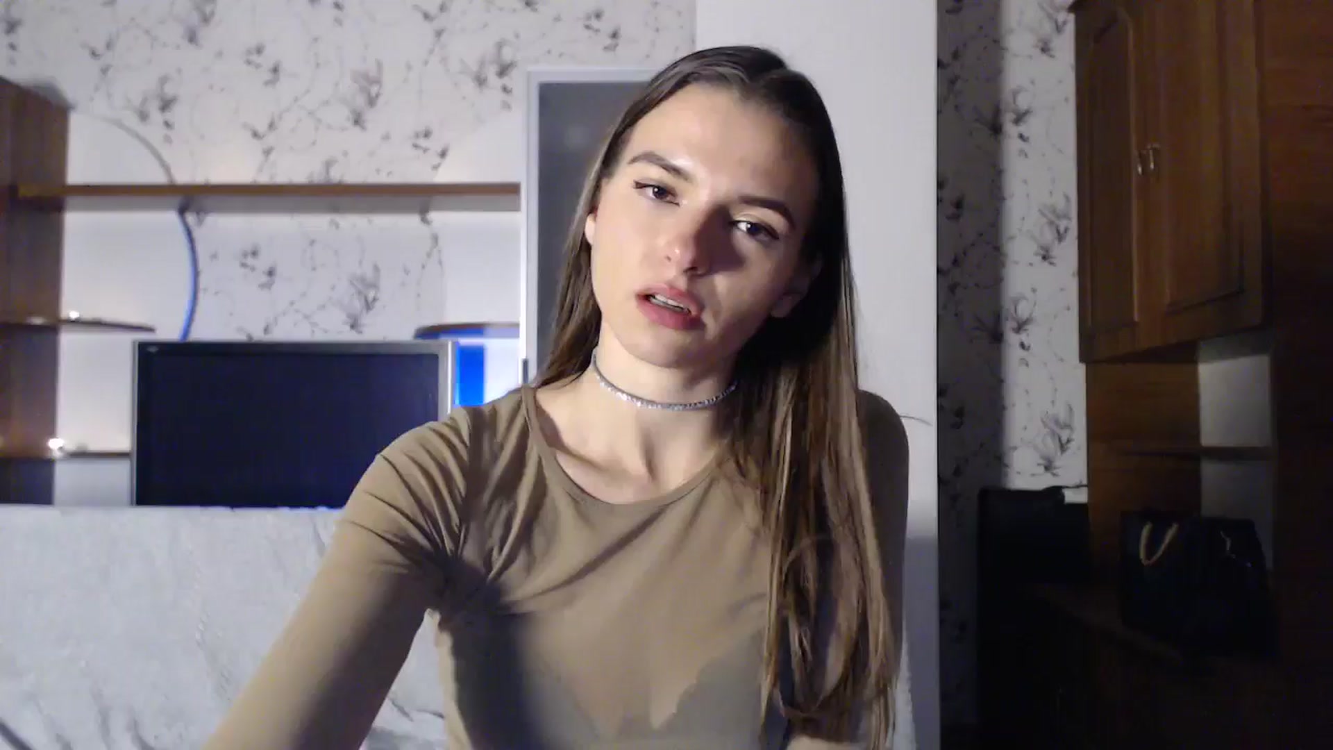 Gallery image thumbnail from Univers's myfreecams stream on, 10/19/2024, 02:17 image 18 of 20