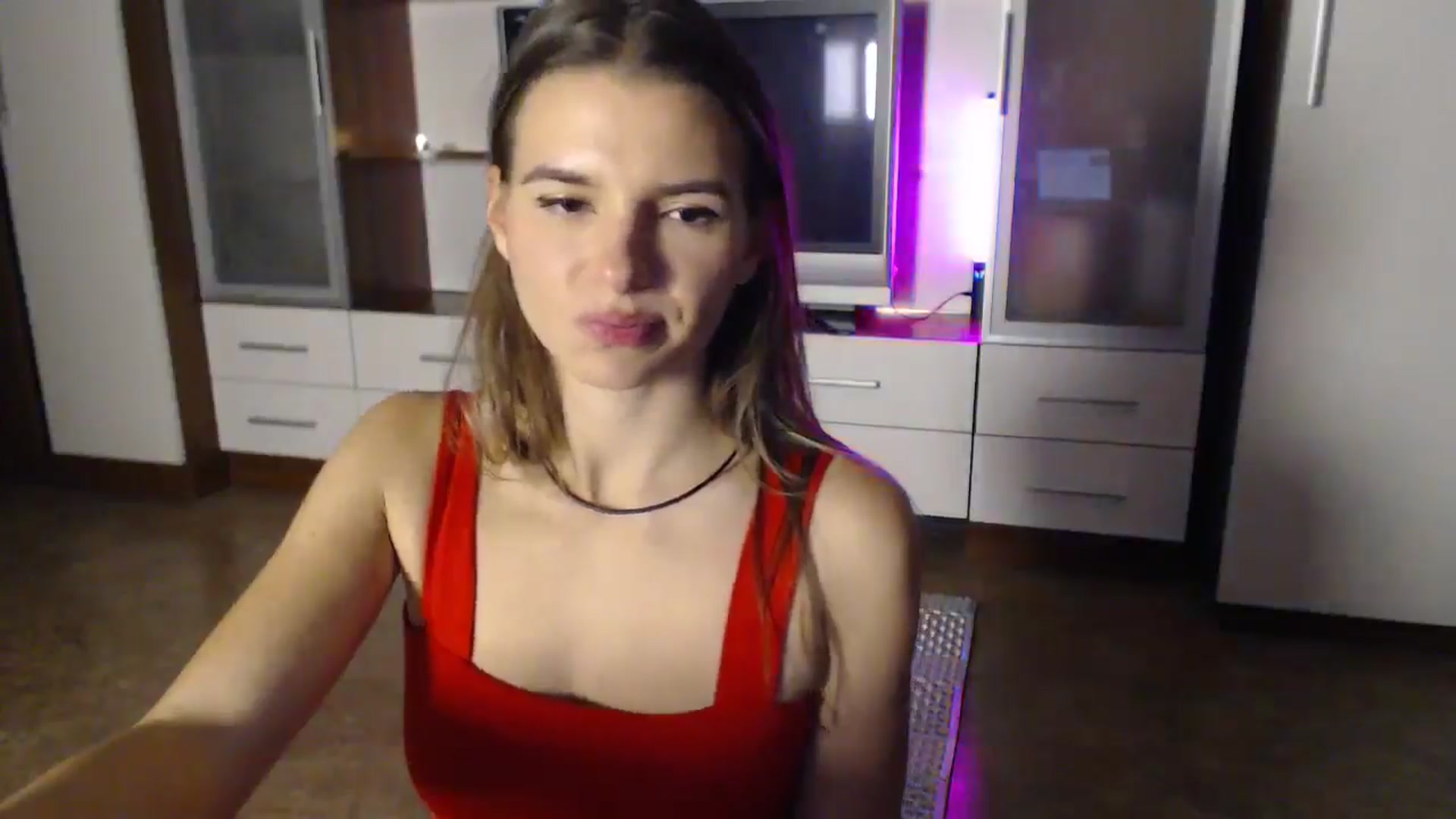 Gallery image thumbnail from Univers's myfreecams stream on, 10/19/2024, 23:15 image 11 of 20
