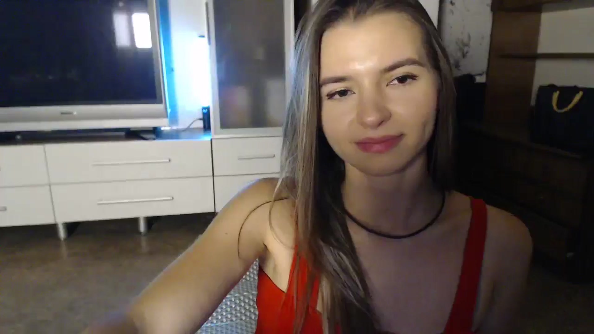 Gallery image thumbnail from Univers's myfreecams stream on, 10/20/2024, 24:06 image 8 of 20