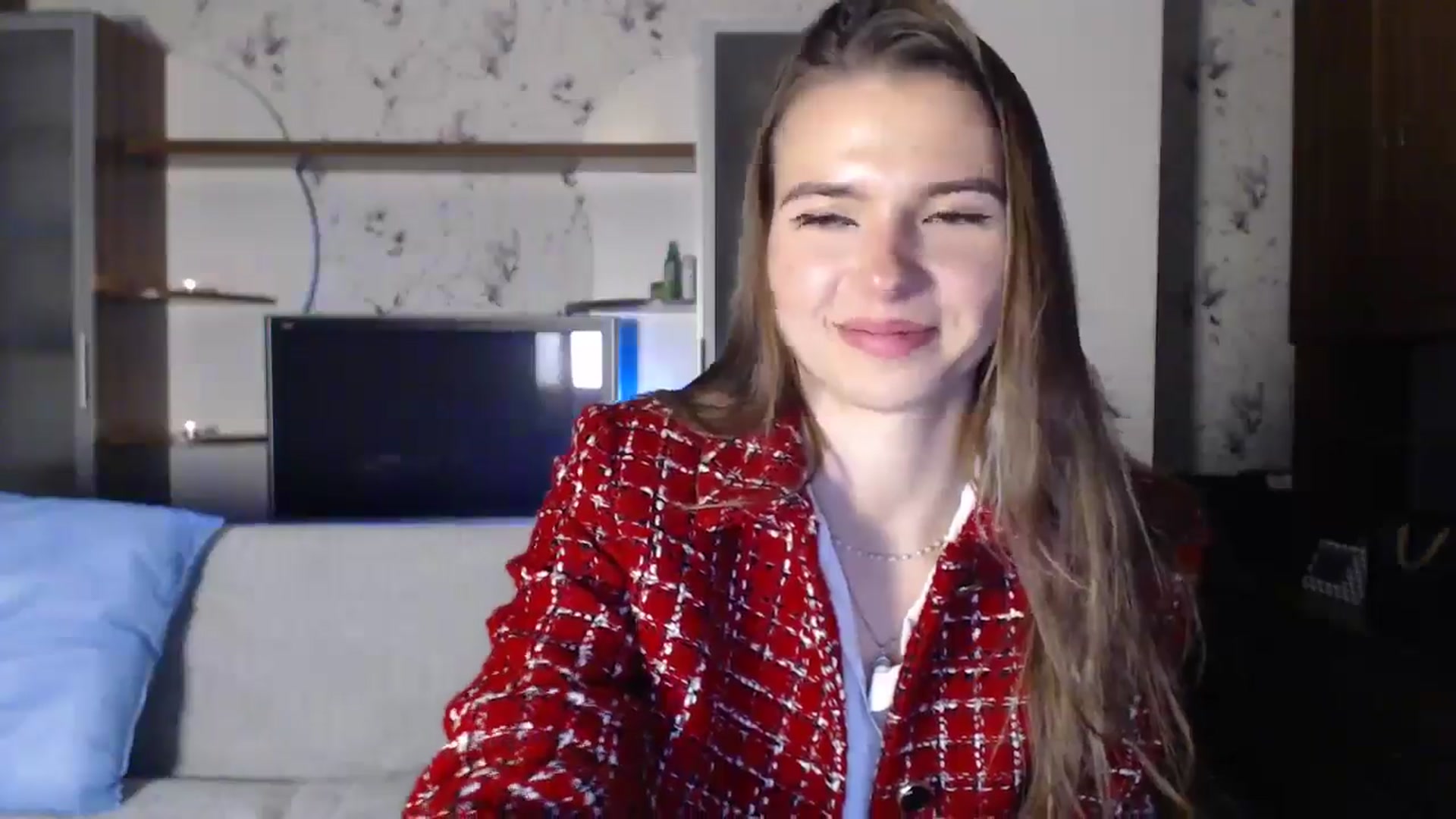 Gallery image thumbnail from Univers's myfreecams stream on, 10/21/2024, 22:13 image 10 of 20