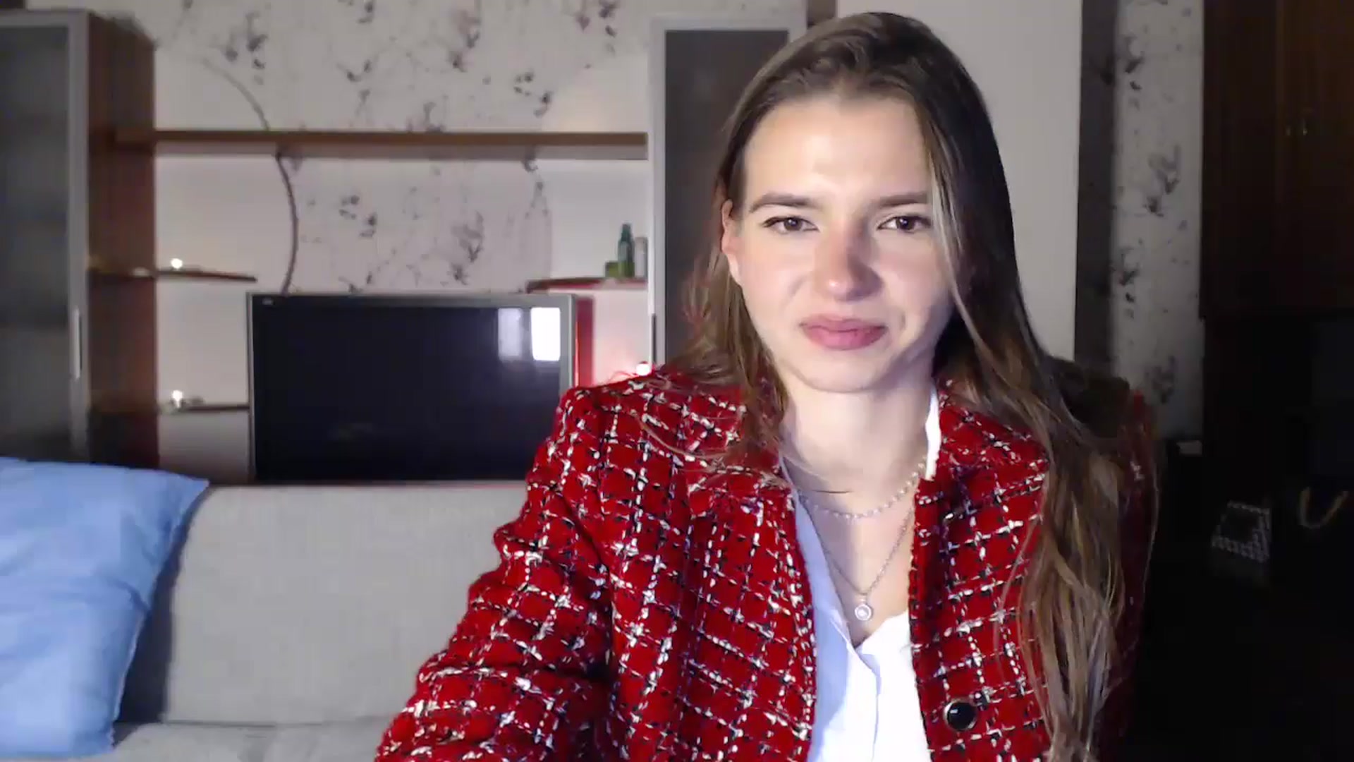 Gallery image thumbnail from Univers's myfreecams stream on, 10/21/2024, 22:13 image 6 of 20