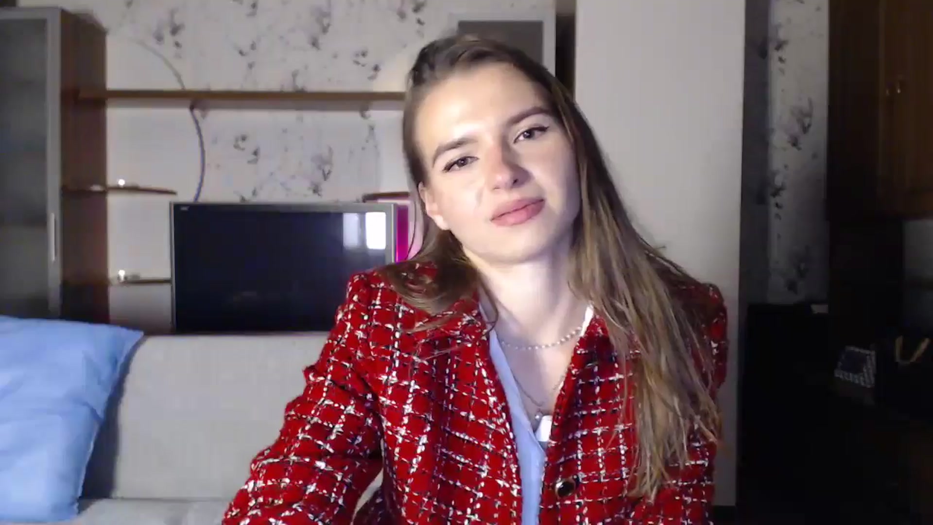 Gallery image thumbnail from Univers's myfreecams stream on, 10/21/2024, 22:13 image 15 of 20