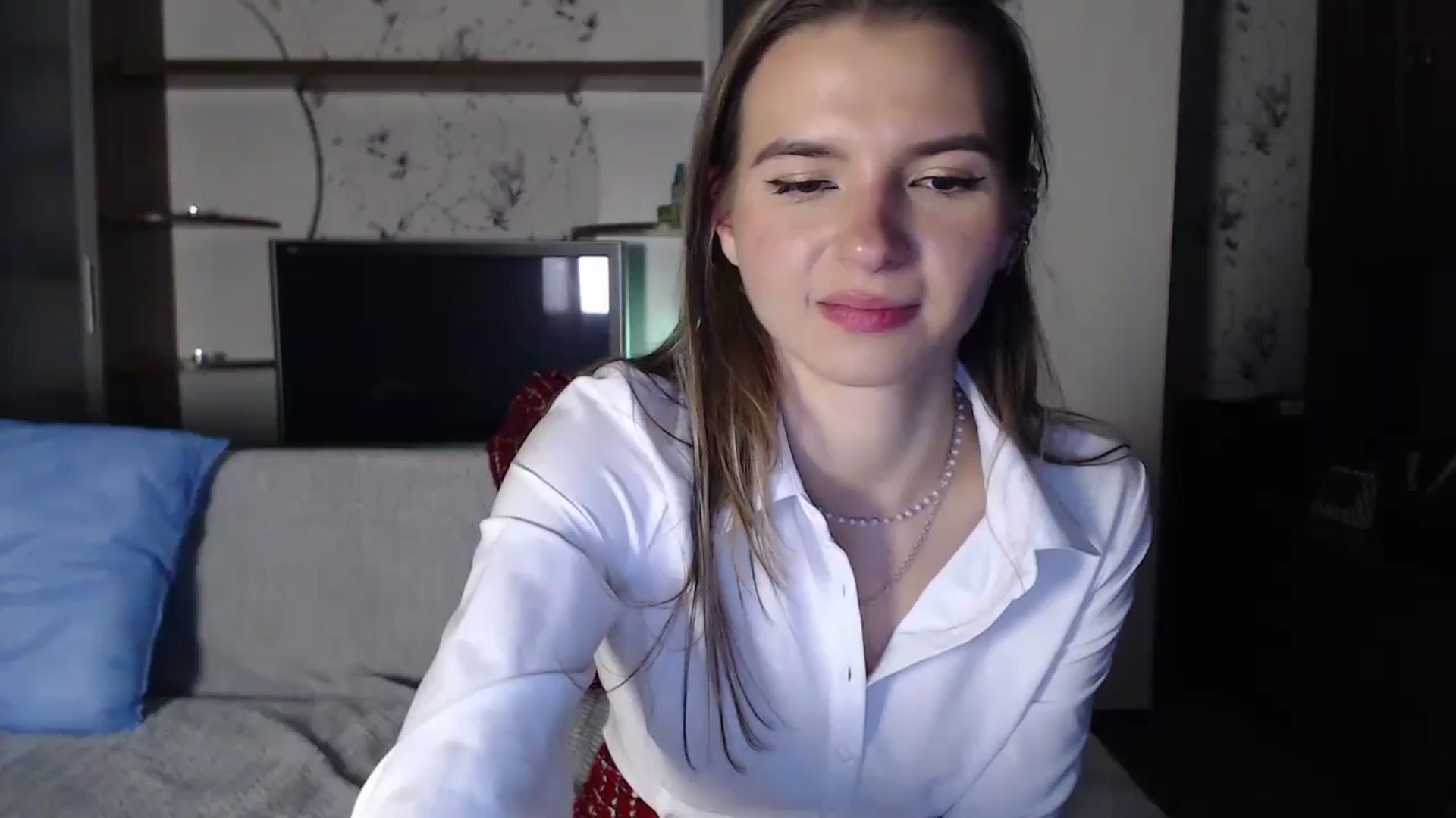 Gallery image thumbnail from Univers's myfreecams stream on, 10/21/2024, 23:30 image 18 of 20