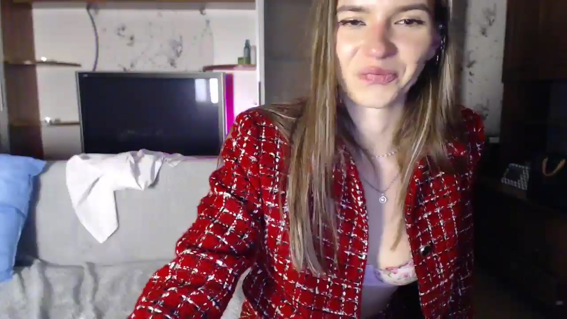 Gallery image thumbnail from Univers's myfreecams stream on, 10/22/2024, 01:33 image 18 of 20