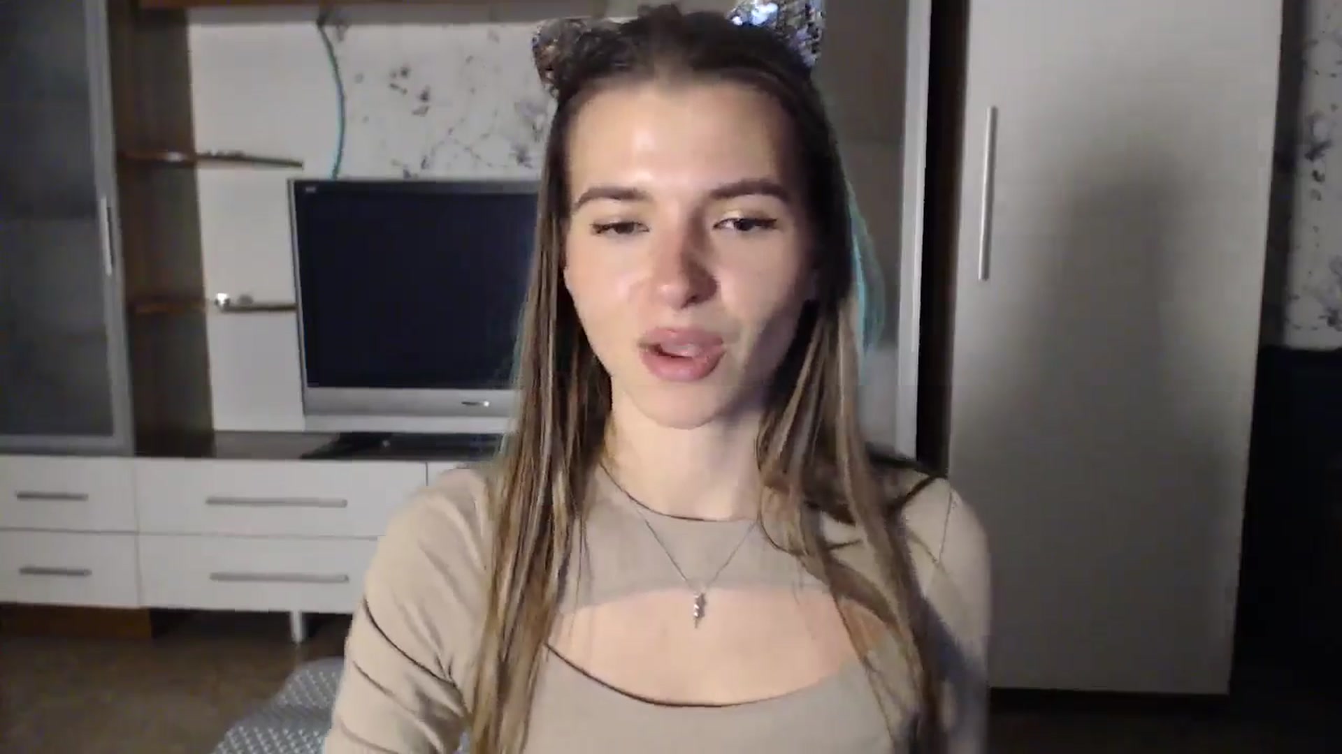 Gallery image thumbnail from Univers's myfreecams stream on, 10/24/2024, 23:04 image 7 of 20