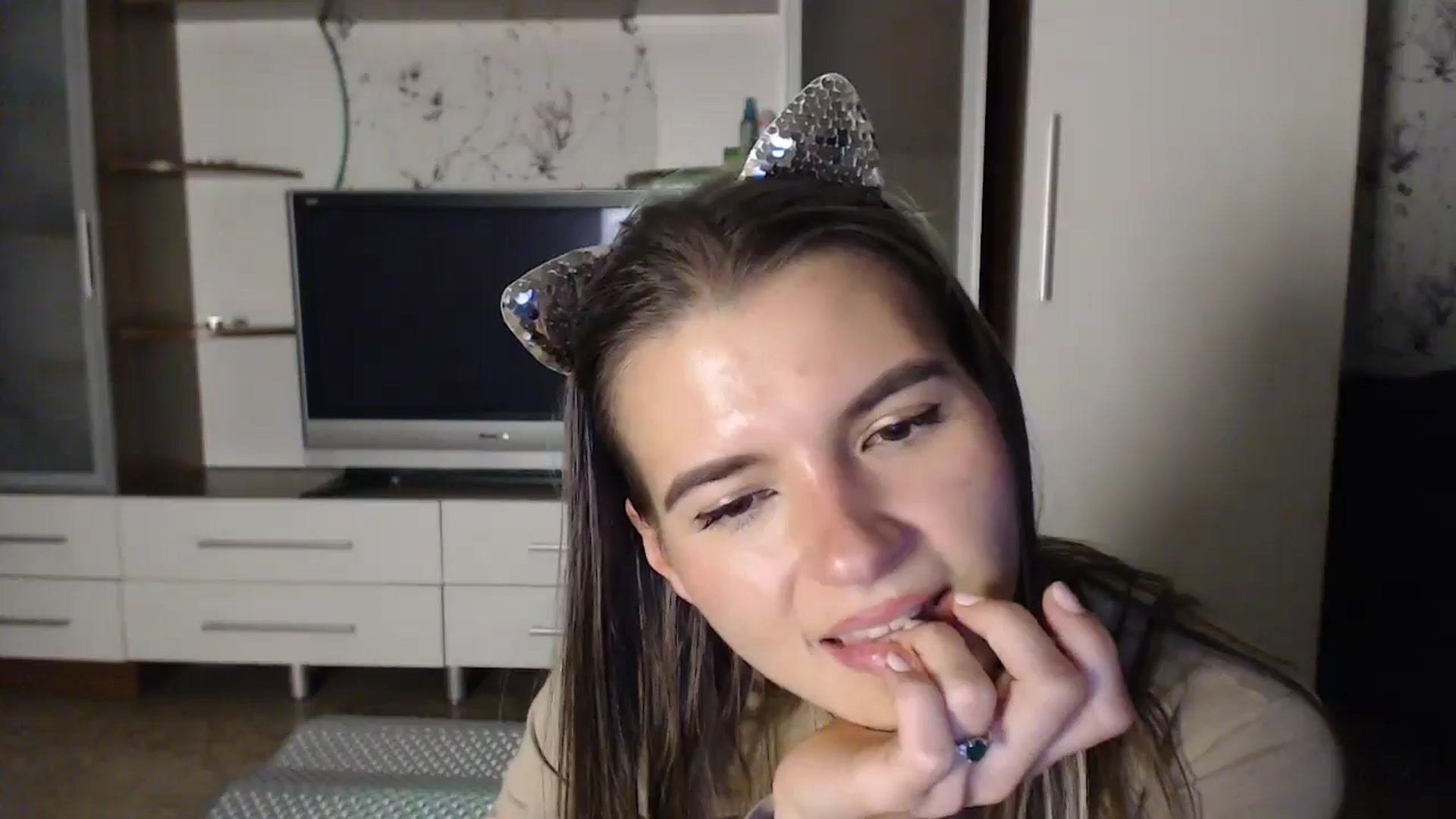 Gallery image thumbnail from Univers's myfreecams stream on, 10/24/2024, 23:04 image 19 of 20