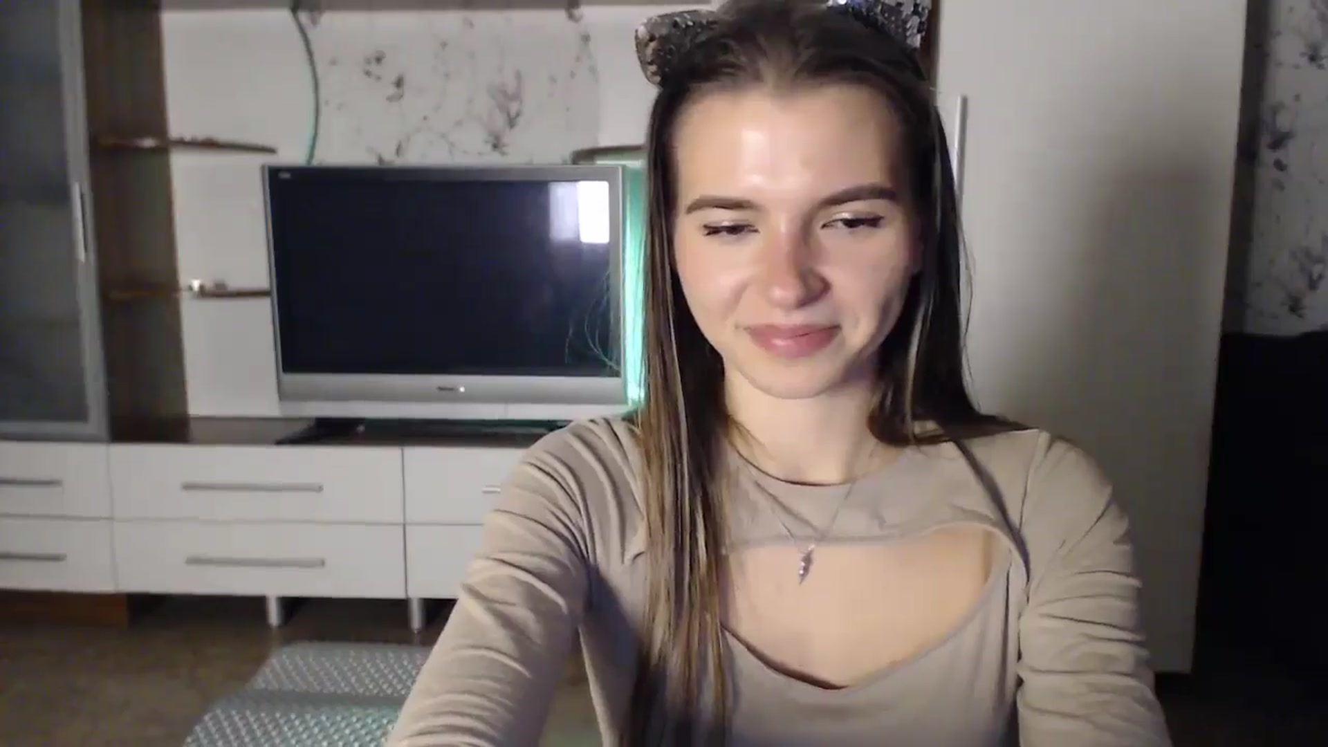 Gallery image thumbnail from Univers's myfreecams stream on, 10/24/2024, 23:04 image 13 of 20