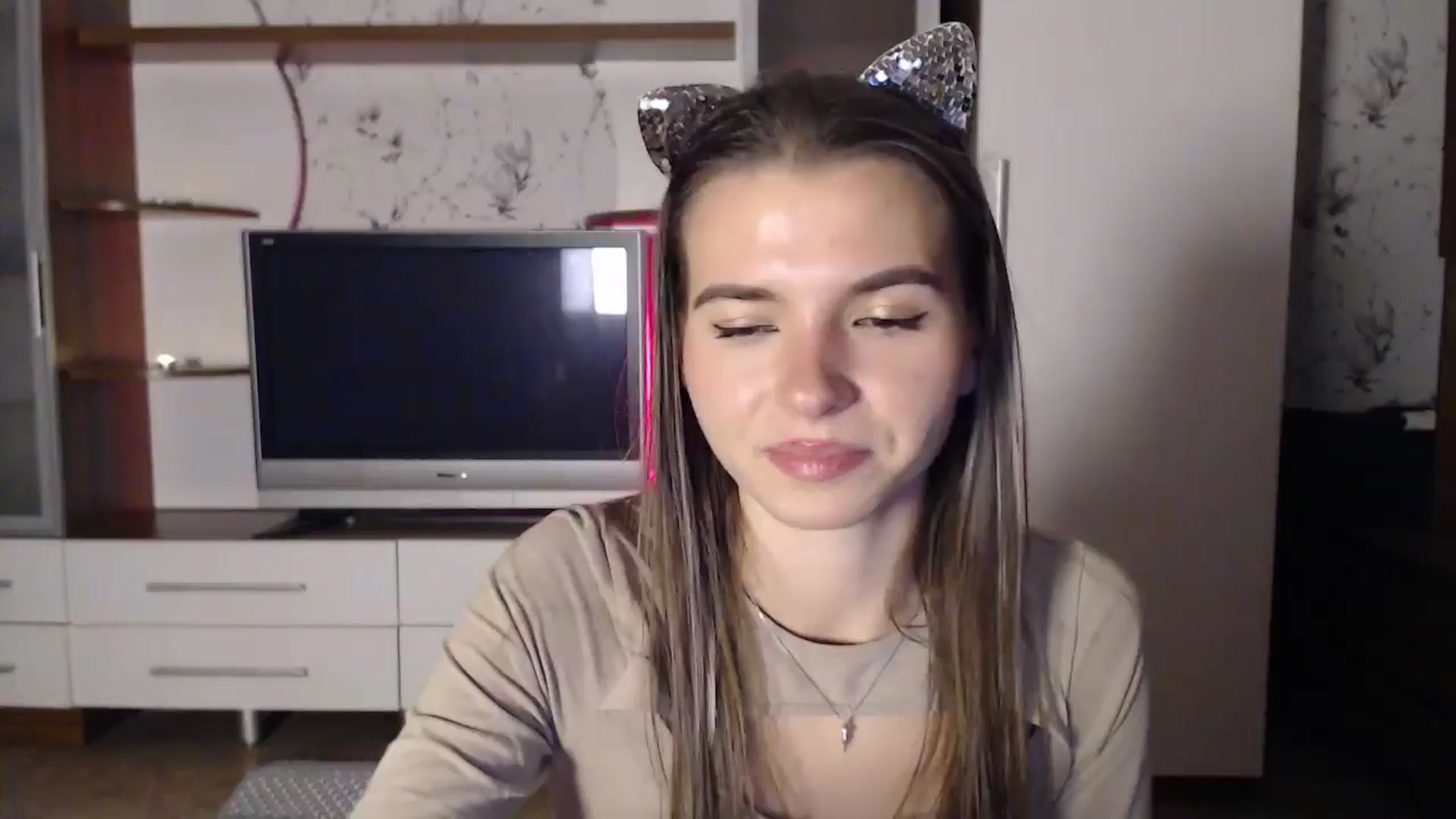 Gallery image thumbnail from Univers's myfreecams stream on, 10/24/2024, 23:04 image 1 of 20