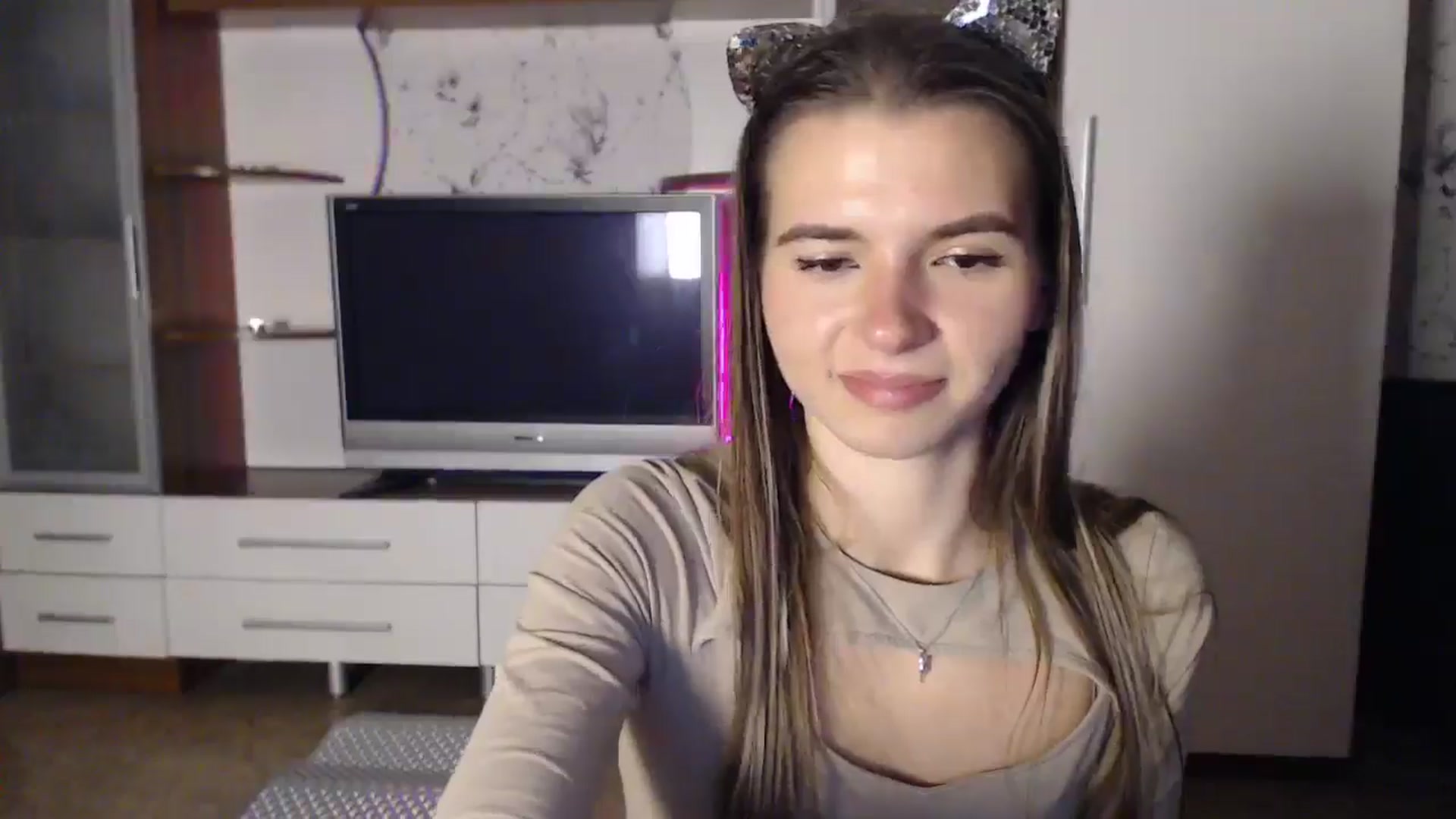 Gallery image thumbnail from Univers's myfreecams stream on, 10/24/2024, 23:04 image 4 of 20