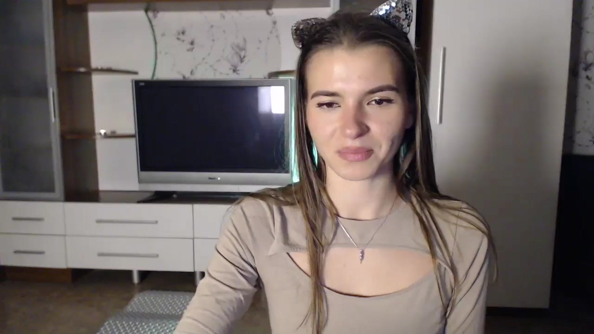 Gallery image thumbnail from Univers's myfreecams stream on, 10/24/2024, 23:04 image 5 of 20
