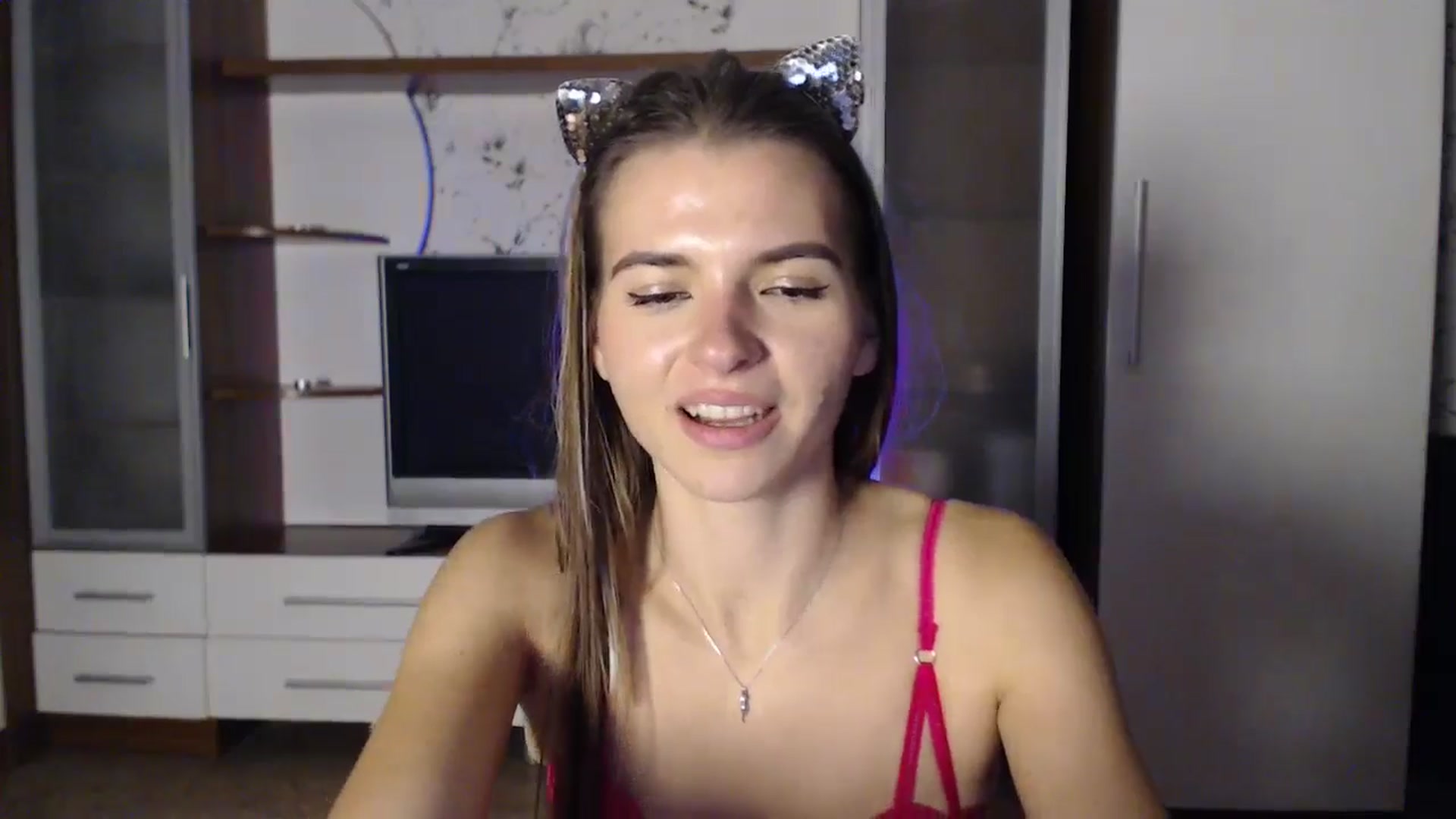 Gallery image thumbnail from Univers's myfreecams stream on, 10/25/2024, 01:35 image 13 of 20