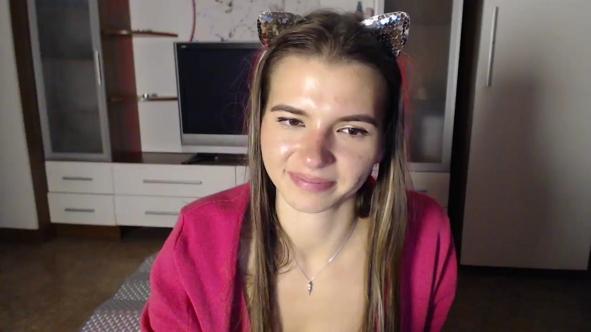 Gallery image thumbnail from Univers's myfreecams stream on, 10/25/2024, 03:35 image 8 of 20
