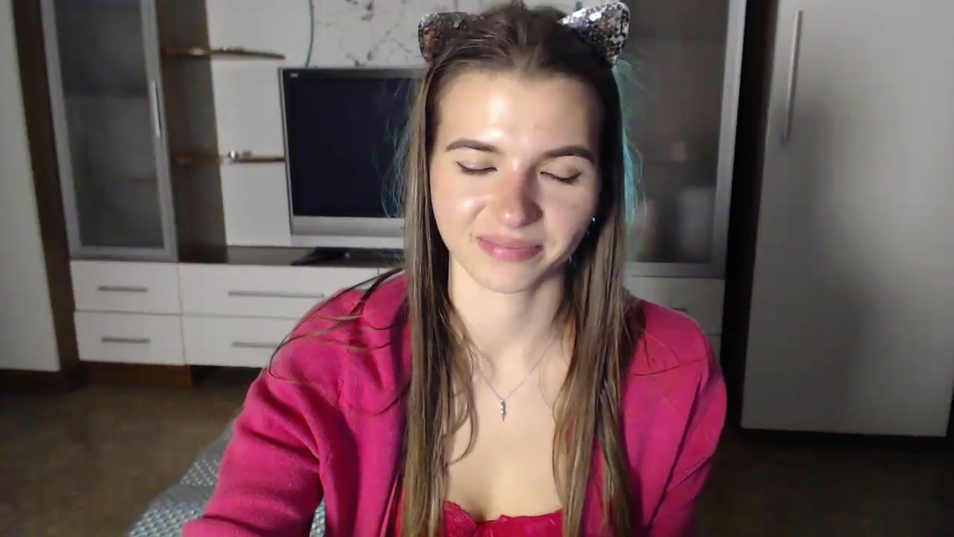 Gallery image thumbnail from Univers's myfreecams stream on, 10/25/2024, 03:35 image 3 of 20