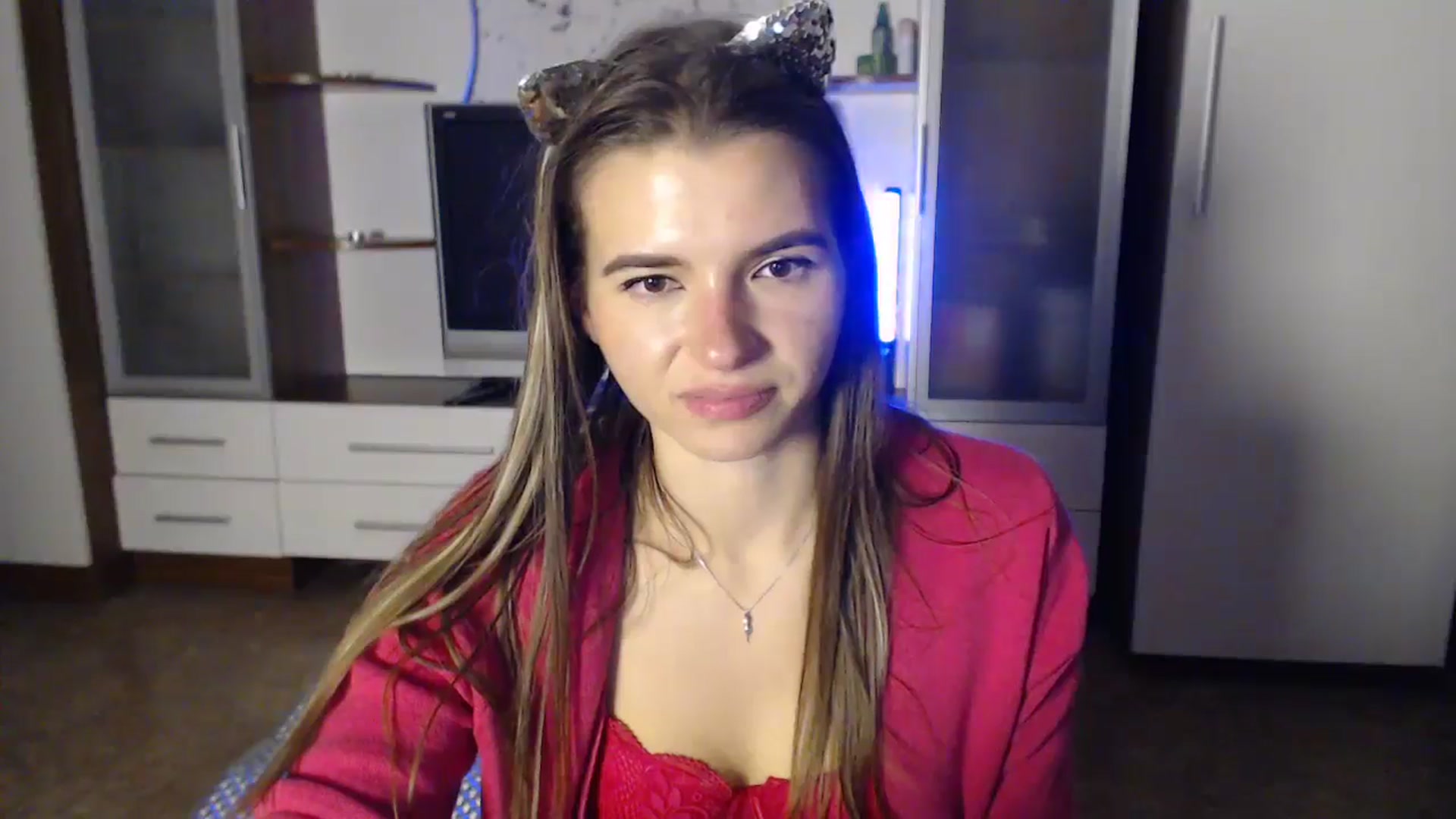 Gallery image thumbnail from Univers's myfreecams stream on, 10/25/2024, 03:35 image 4 of 20