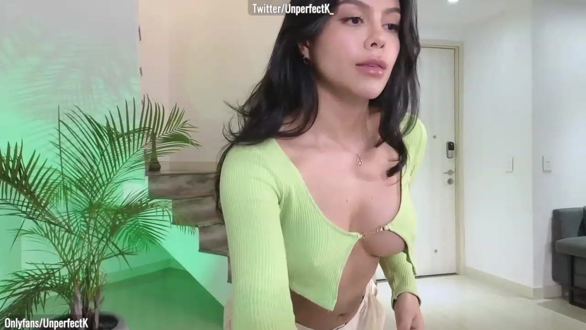 Gallery image thumbnail from UnperfectK's myfreecams stream on, 04/03/2023, 03:49 image 9 of 20