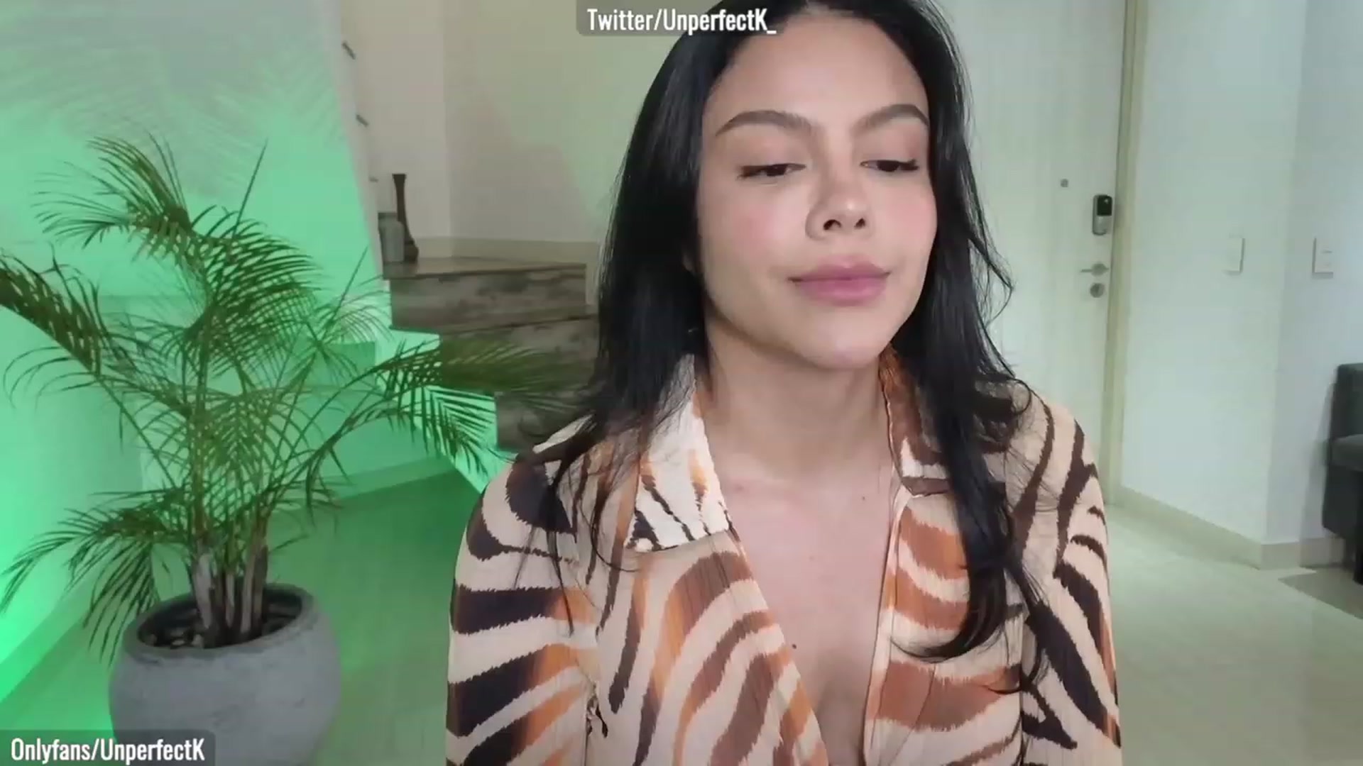 Gallery image thumbnail from UnperfectK's myfreecams stream on, 04/05/2023, 03:39 image 7 of 20