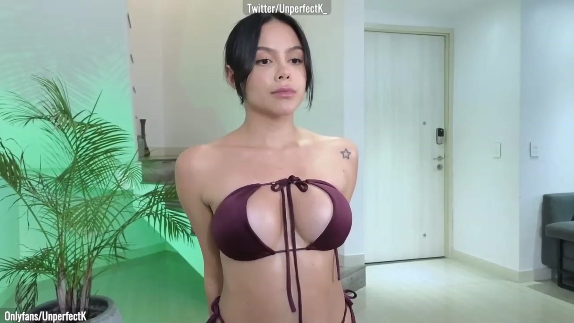 Gallery image thumbnail from UnperfectK's myfreecams stream on, 04/08/2023, 23:28 image 16 of 20