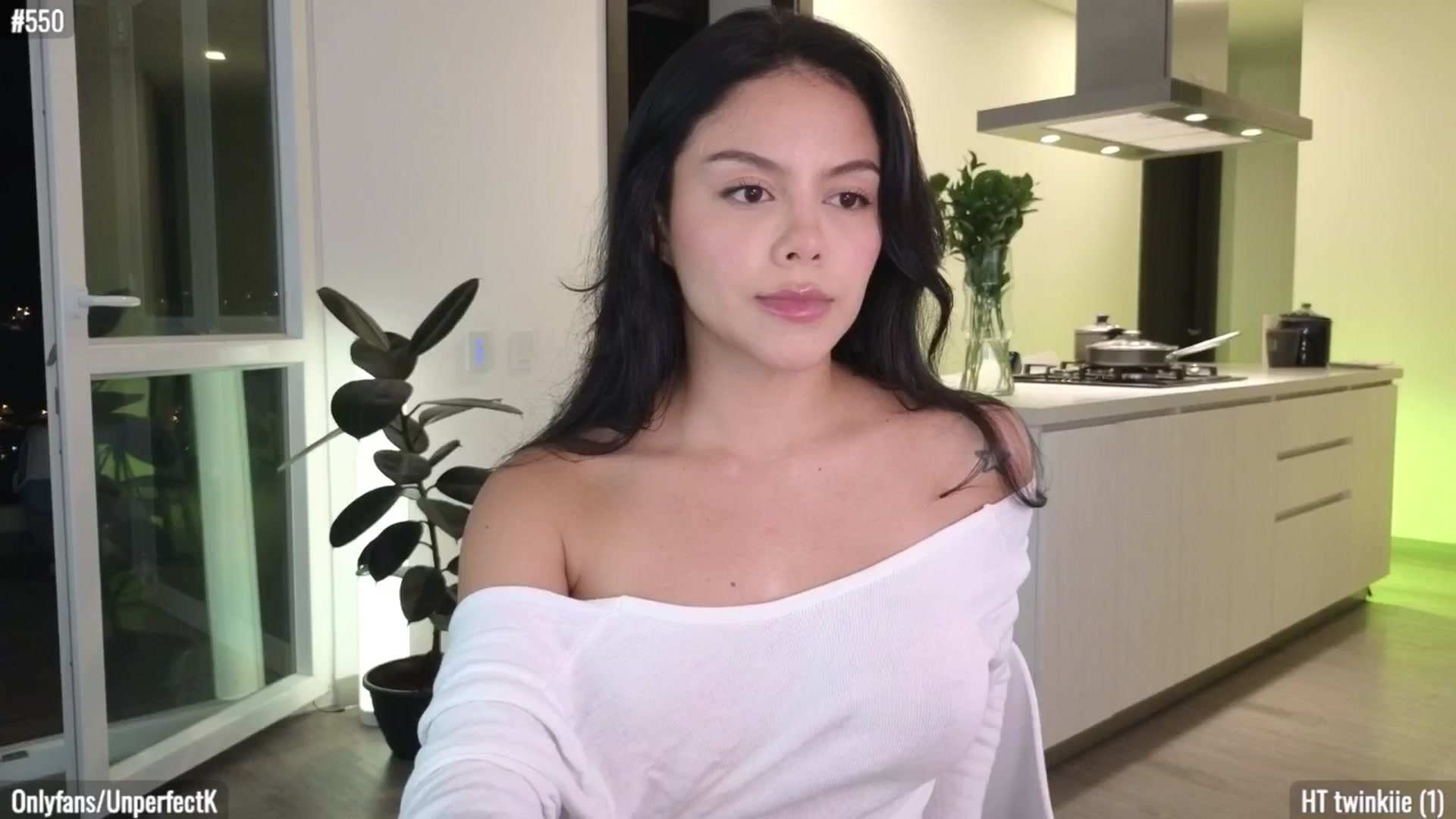 Gallery image thumbnail from UnperfectK's myfreecams stream on, 07/23/2024, 03:07 image 3 of 20