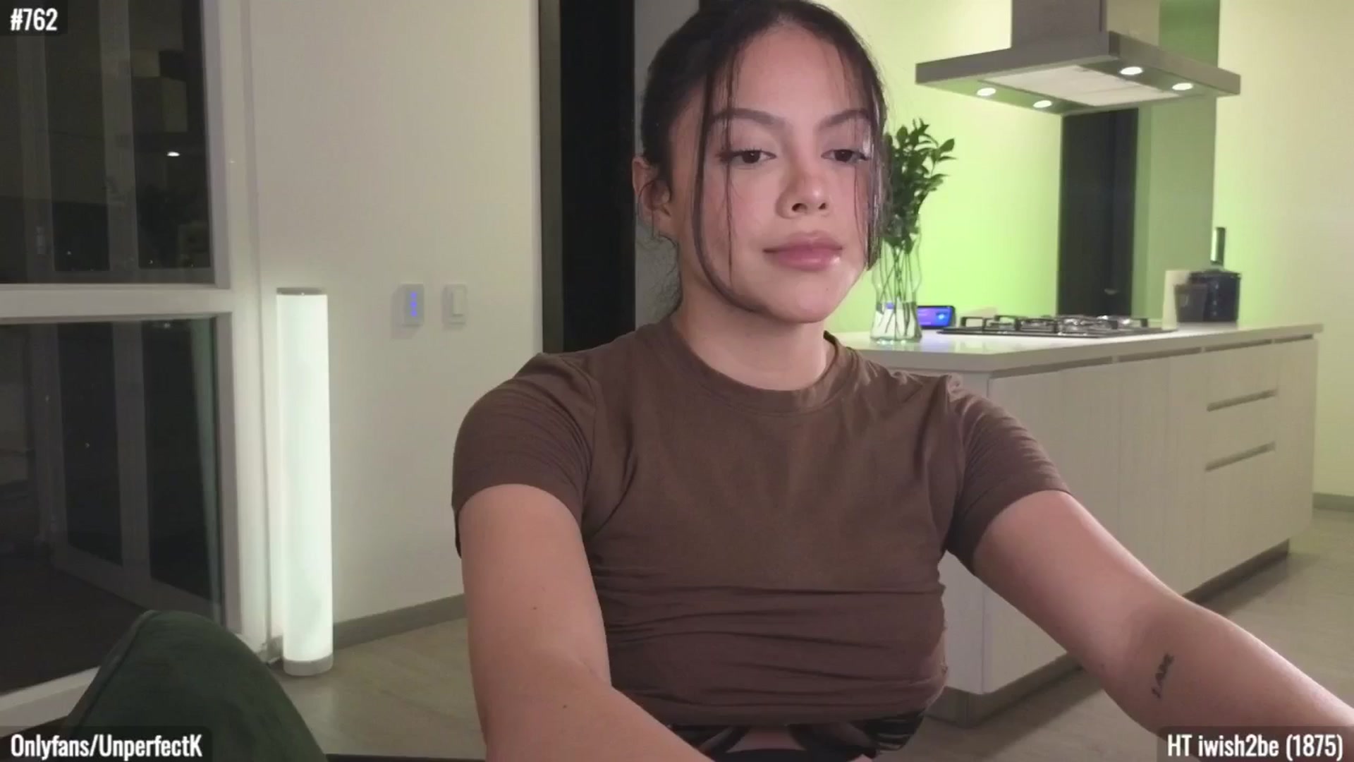 Gallery image thumbnail from UnperfectK's myfreecams stream on, 08/31/2024, 03:04 image 1 of 20