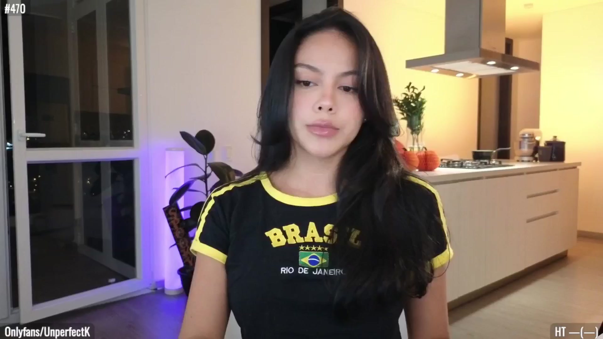 Gallery image thumbnail from UnperfectK's myfreecams stream on, 10/18/2024, 01:33 image 4 of 20