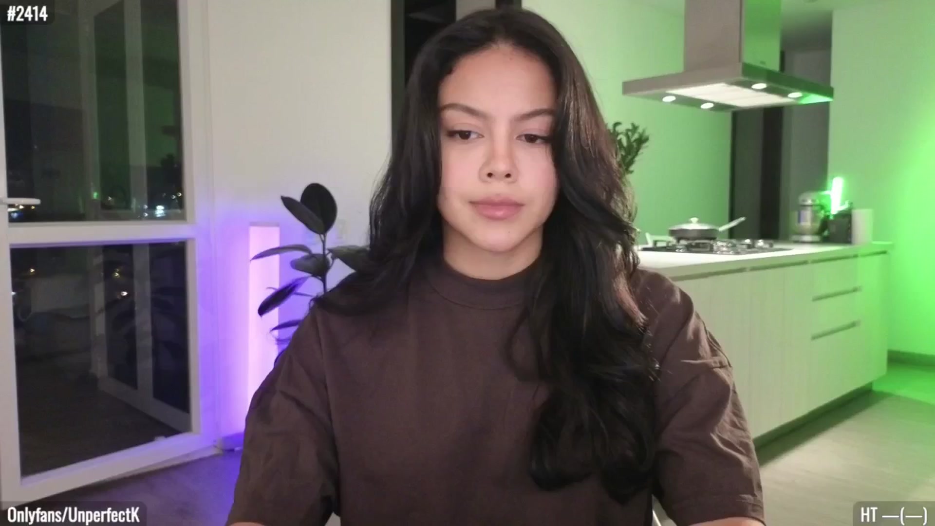 Gallery image thumbnail from UnperfectK's myfreecams stream on, 11/21/2024, 02:22 image 1 of 20