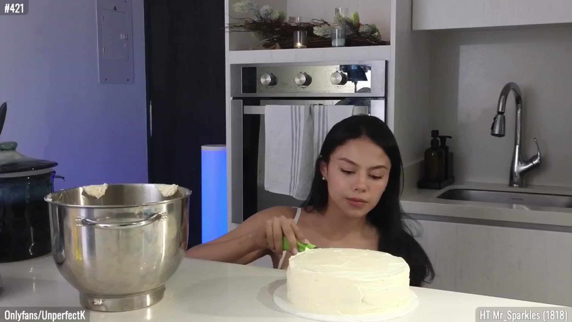 Gallery image thumbnail from UnperfectK's myfreecams stream on, 12/17/2024, 04:22 image 4 of 20