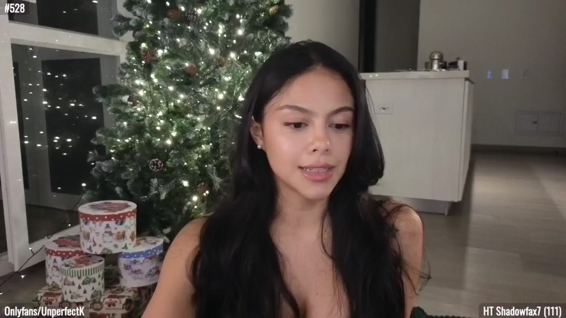 Gallery image thumbnail from UnperfectK's myfreecams stream on, 12/28/2024, 03:40 image 1 of 20