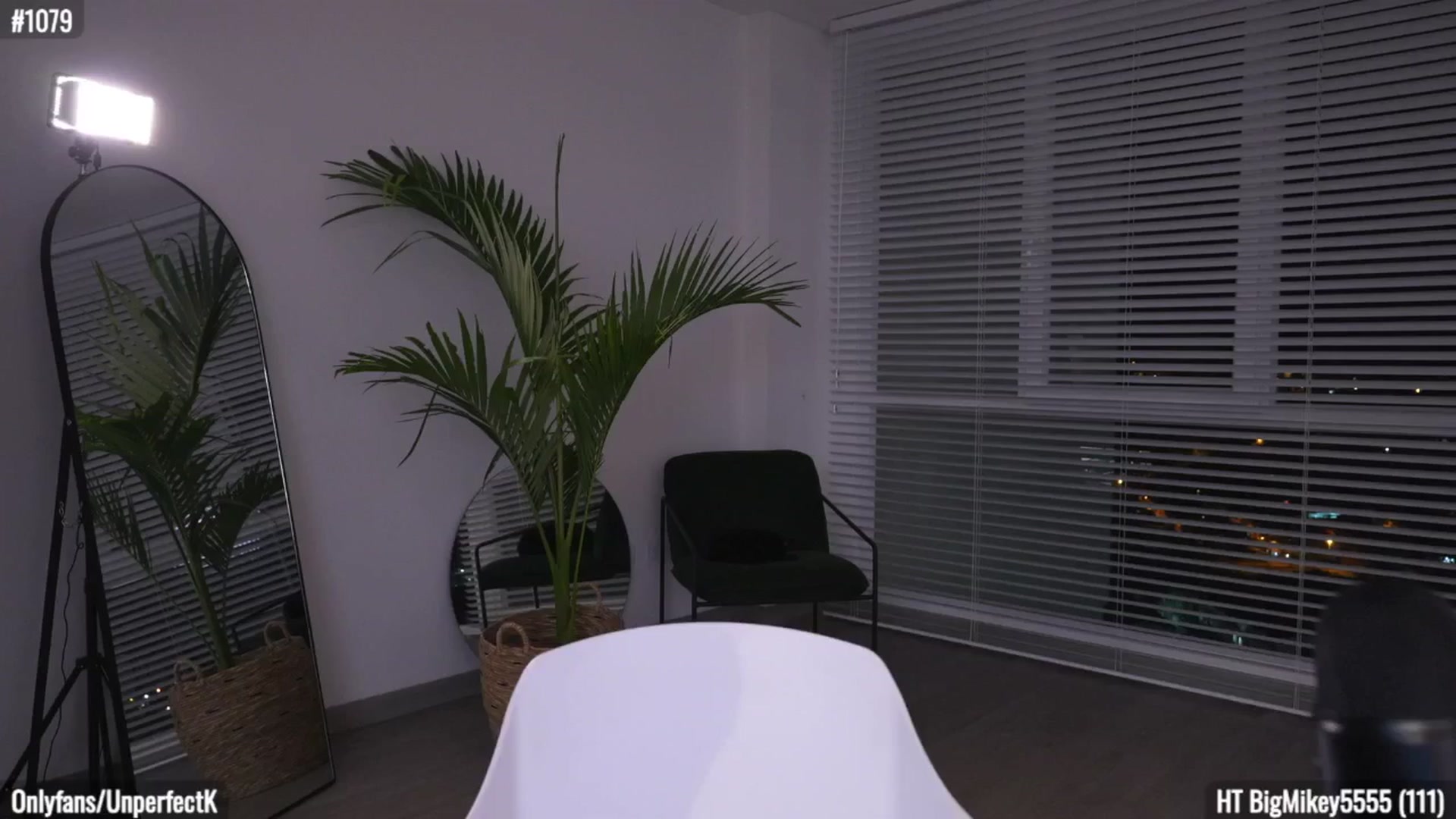 Gallery image thumbnail from UnperfectK's myfreecams stream on, 03/20/2025, 02:34 image 4 of 20