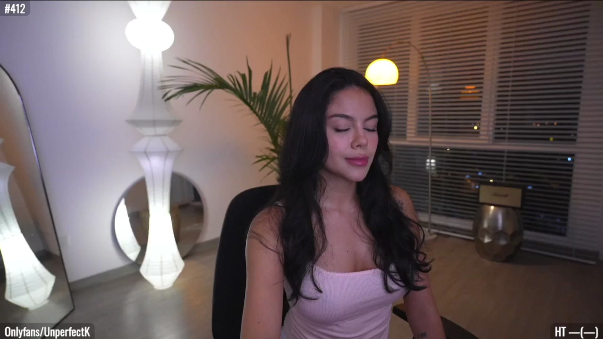 Gallery image thumbnail from UnperfectK's myfreecams stream on, 06/06/2025, 02:01 image 14 of 20