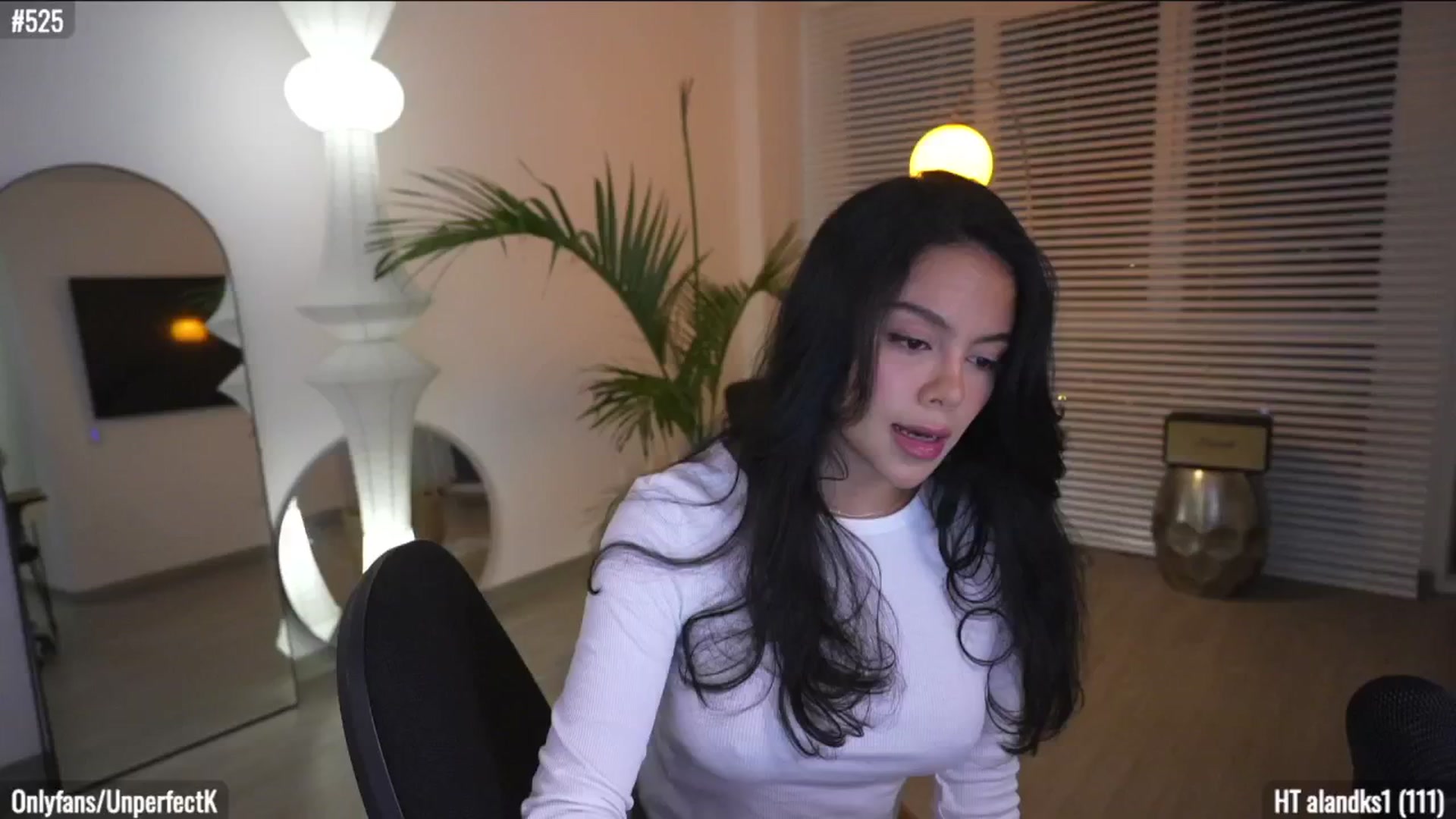 Gallery image thumbnail from UnperfectK's myfreecams stream on, 06/15/2025, 02:08 image 11 of 20