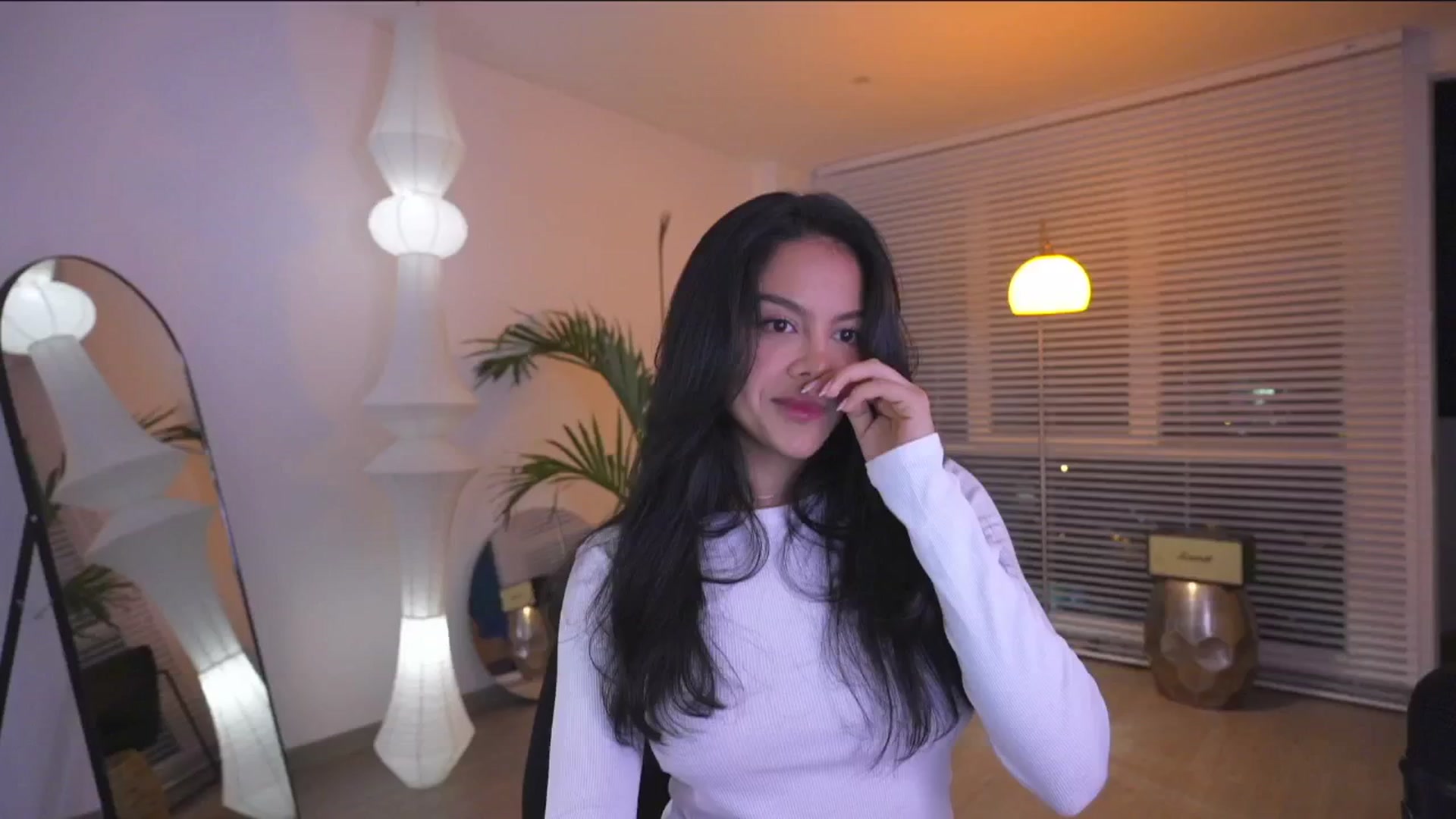 Gallery image thumbnail from UnperfectK's myfreecams stream on, 08/08/2025, 02:49 image 2 of 20