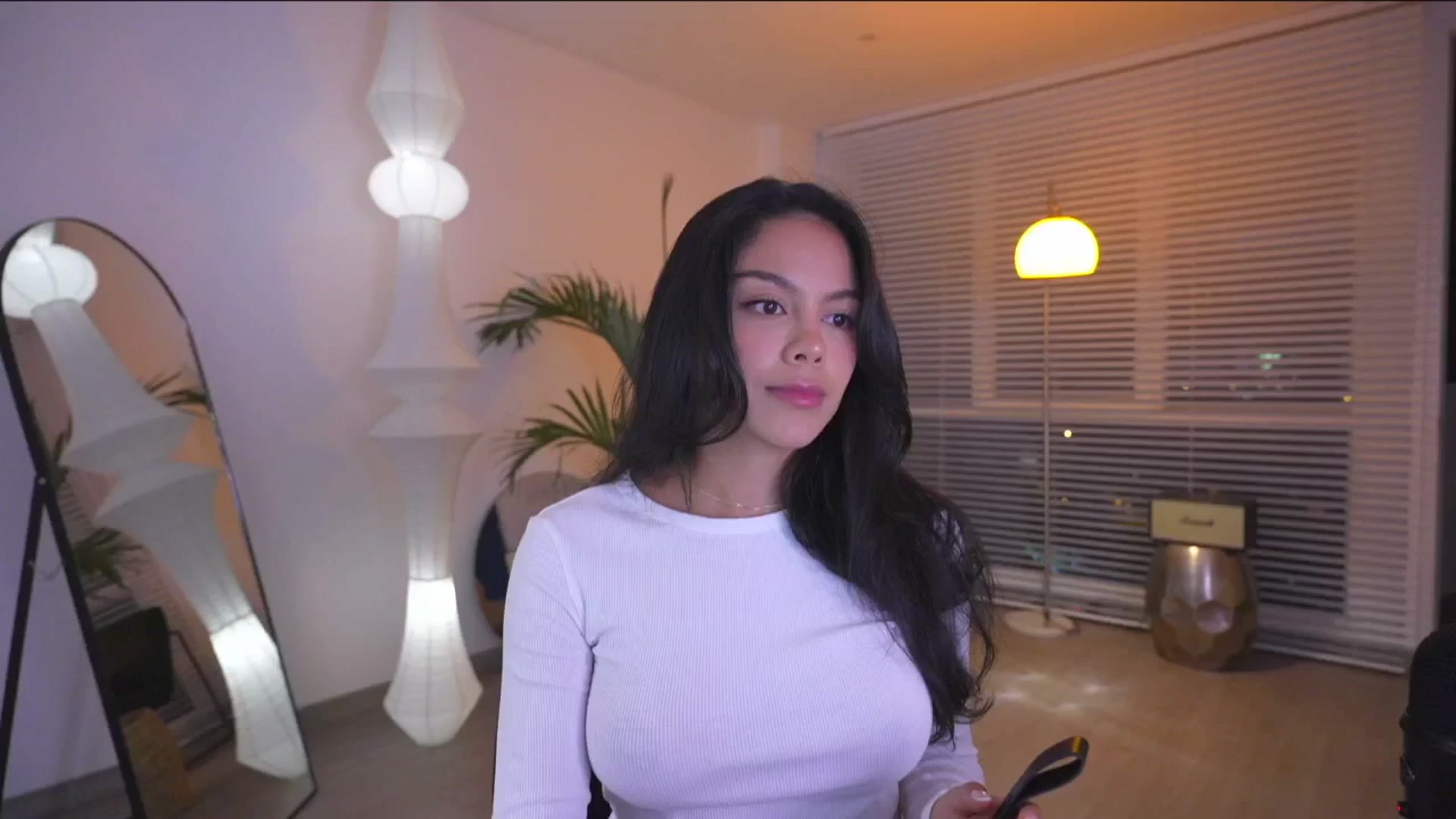 Gallery image thumbnail from UnperfectK's myfreecams stream on, 08/08/2025, 02:49 image 13 of 20