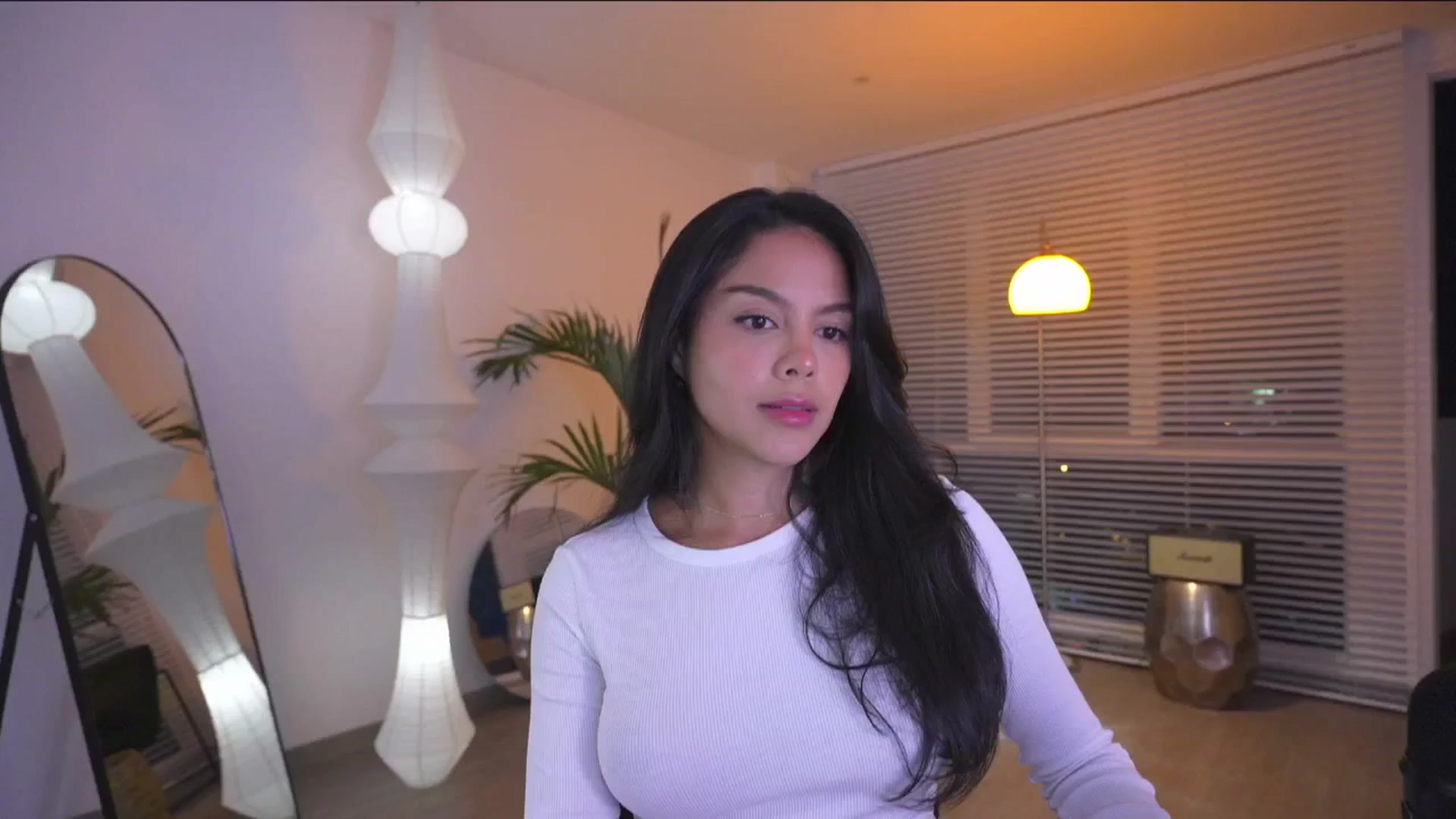 Gallery image thumbnail from UnperfectK's myfreecams stream on, 08/08/2025, 02:49 image 8 of 20