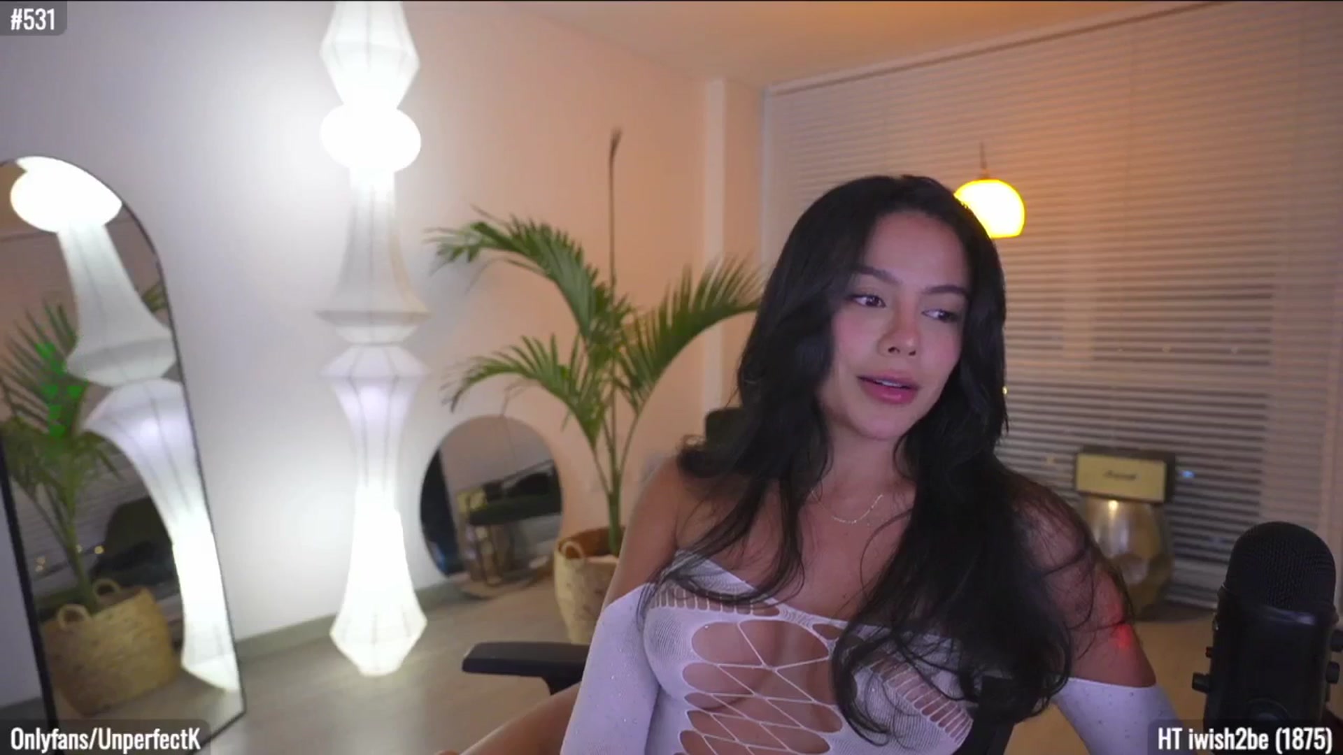 Gallery image thumbnail from UnperfectK's myfreecams stream on, 08/15/2025, 03:04 image 12 of 20