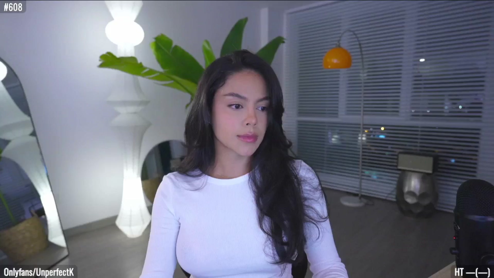 Gallery image thumbnail from UnperfectK's myfreecams stream on, 09/10/2025, 03:29 image 1 of 20
