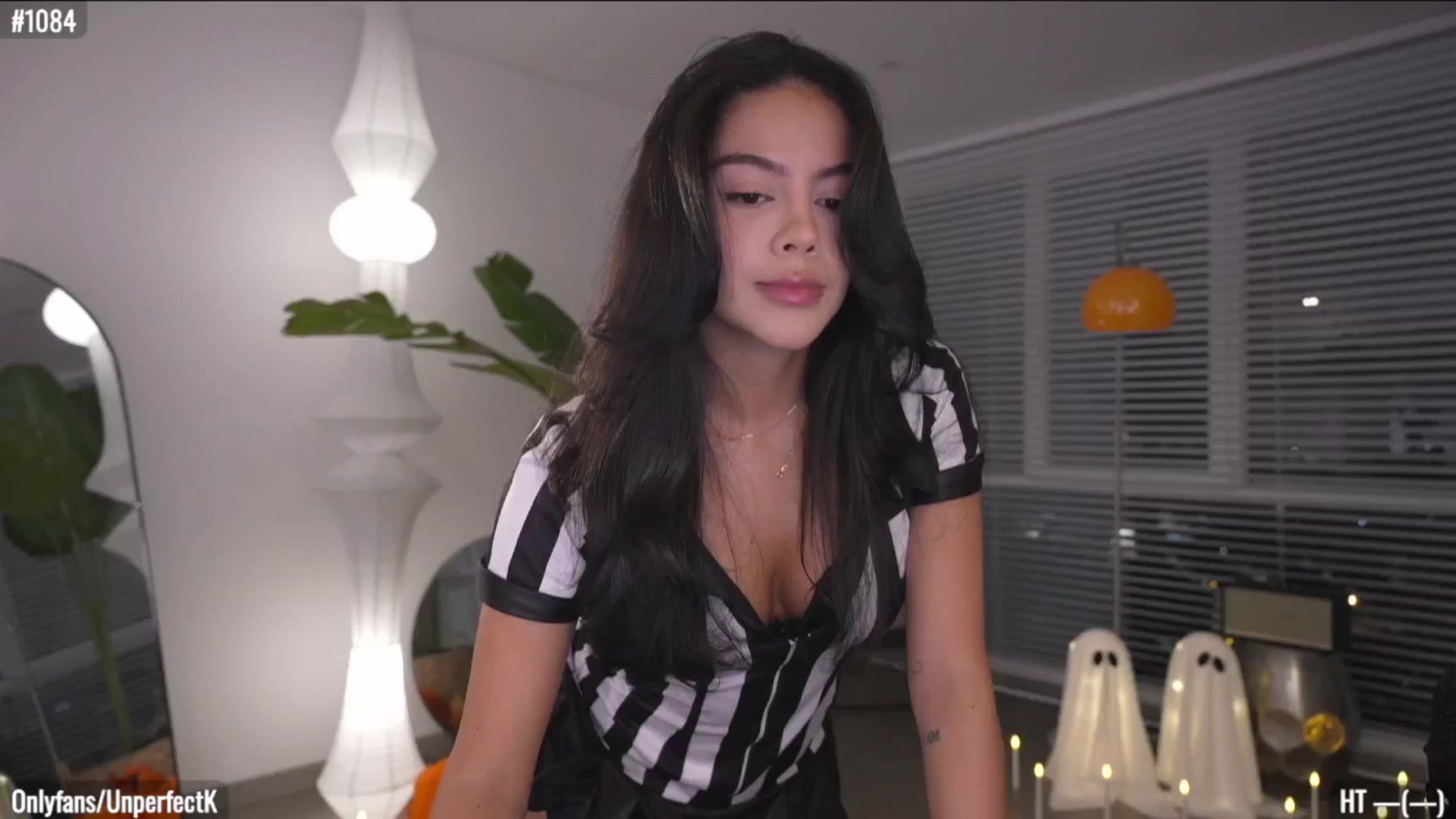 Gallery image thumbnail from UnperfectK's myfreecams stream on, 10/30/2025, 01:03 image 2 of 20